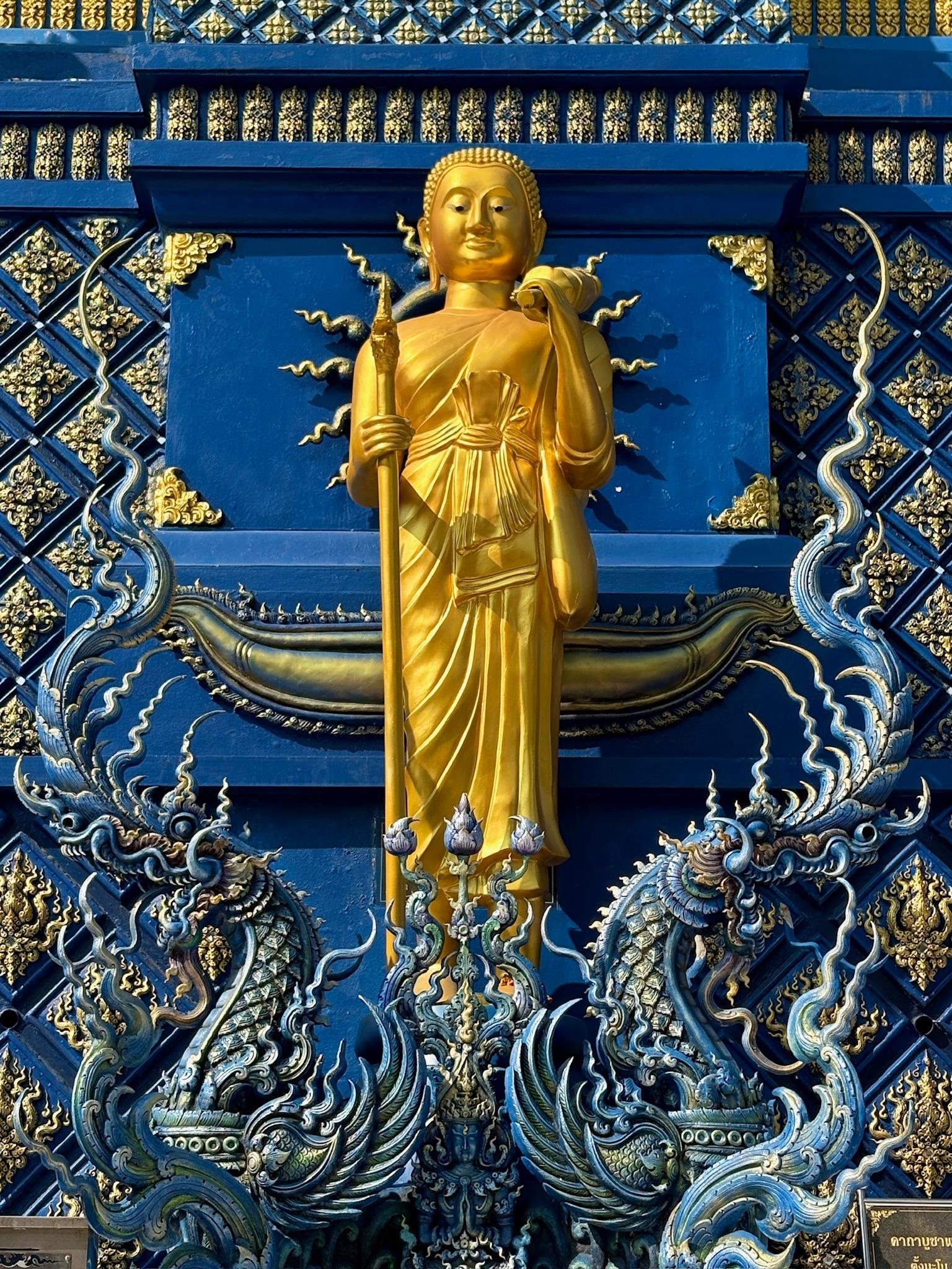 Chiang Rai Full-Day Highlights: Temples, Culture & Golden Triangle