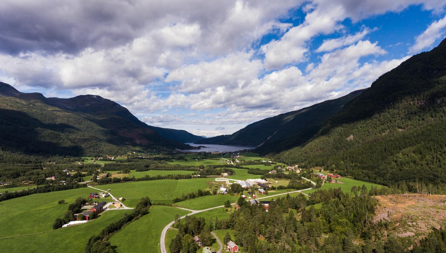 Private Fjords & Mountains Tour from Stavanger