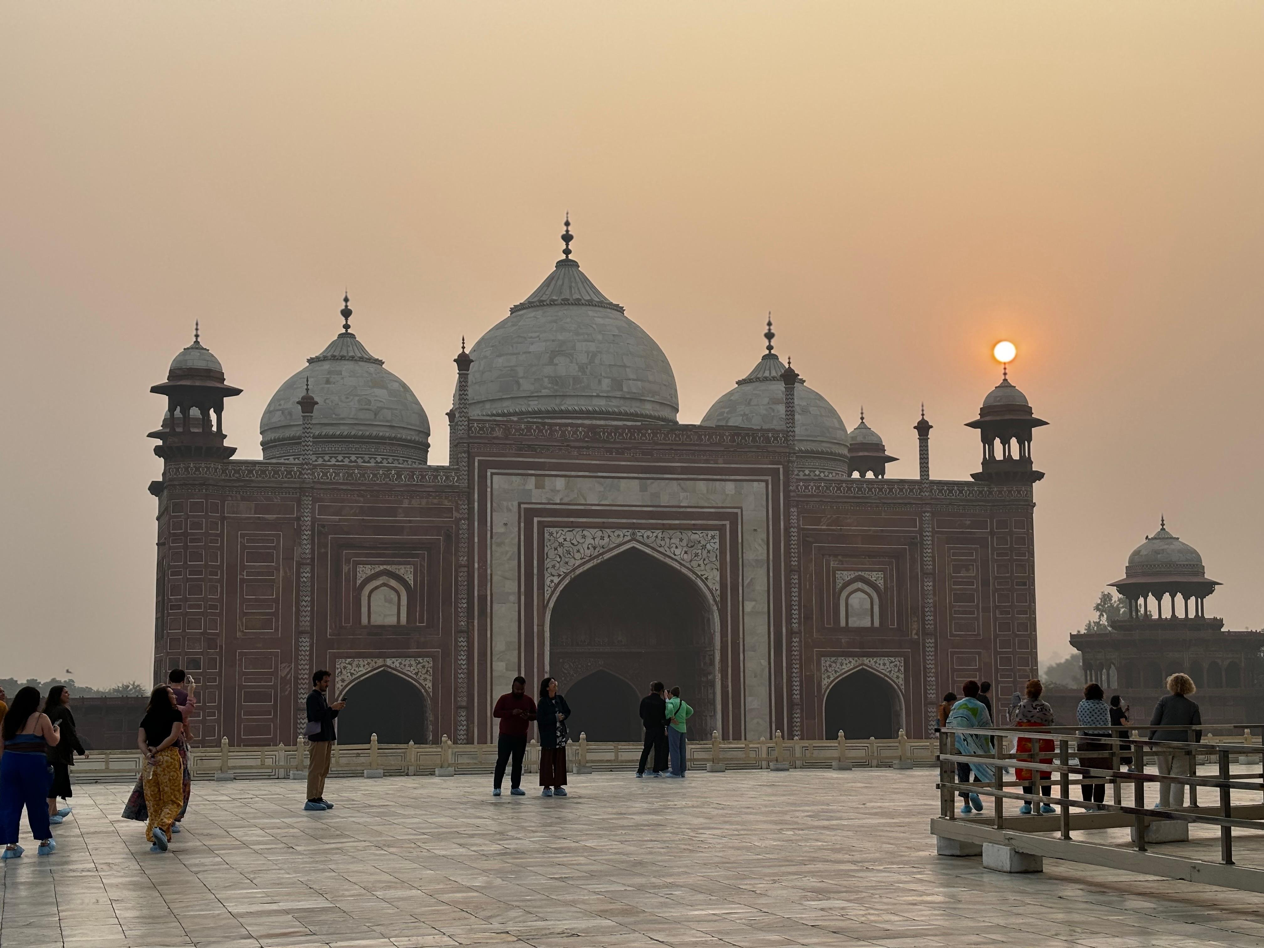 Jaipur to Taj Mahal, Agra Fort & Delhi Drop – Private Day Tour
