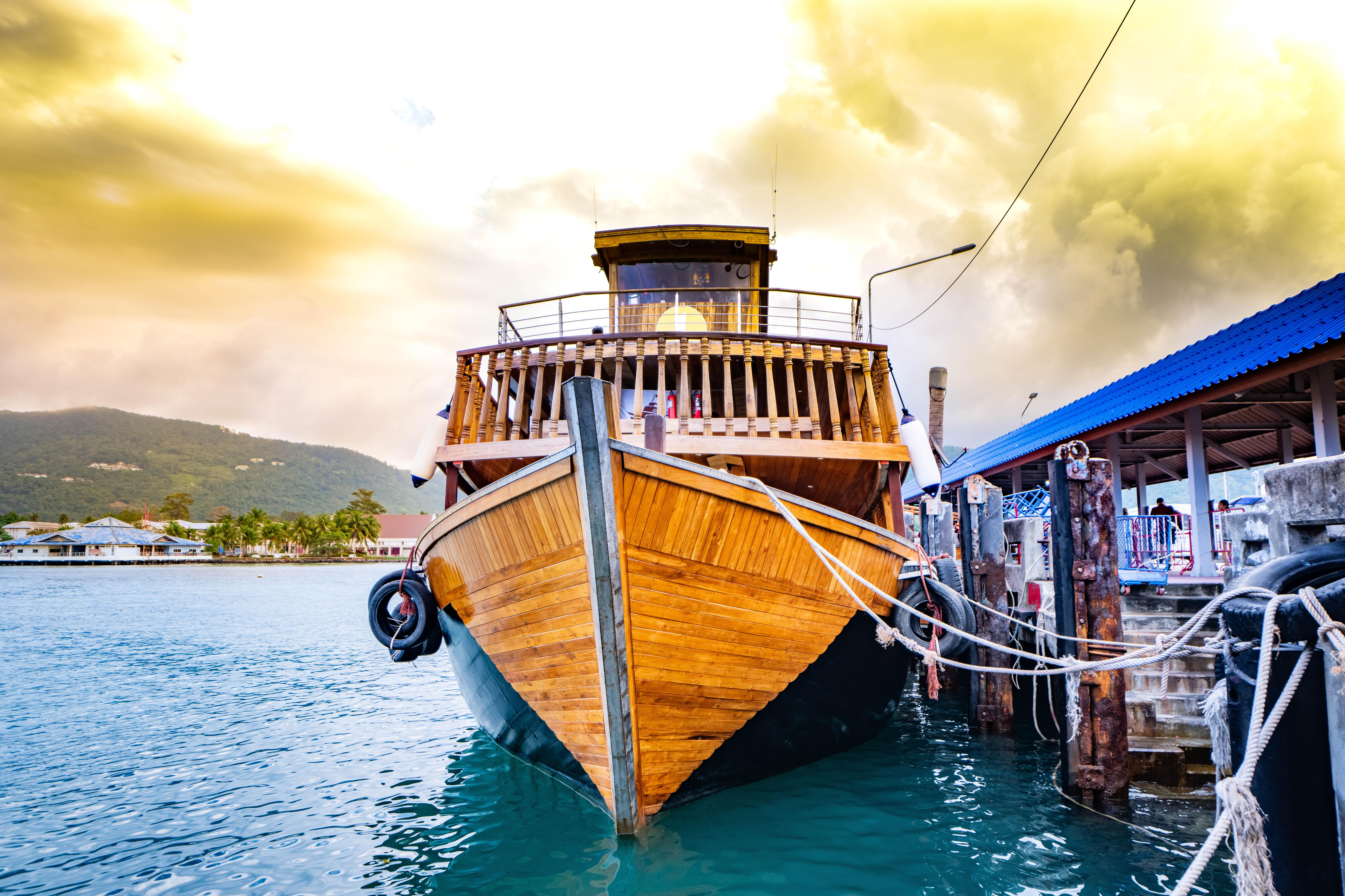Mu Ko Ang Thong National Park Cruise & Optional Kayaking