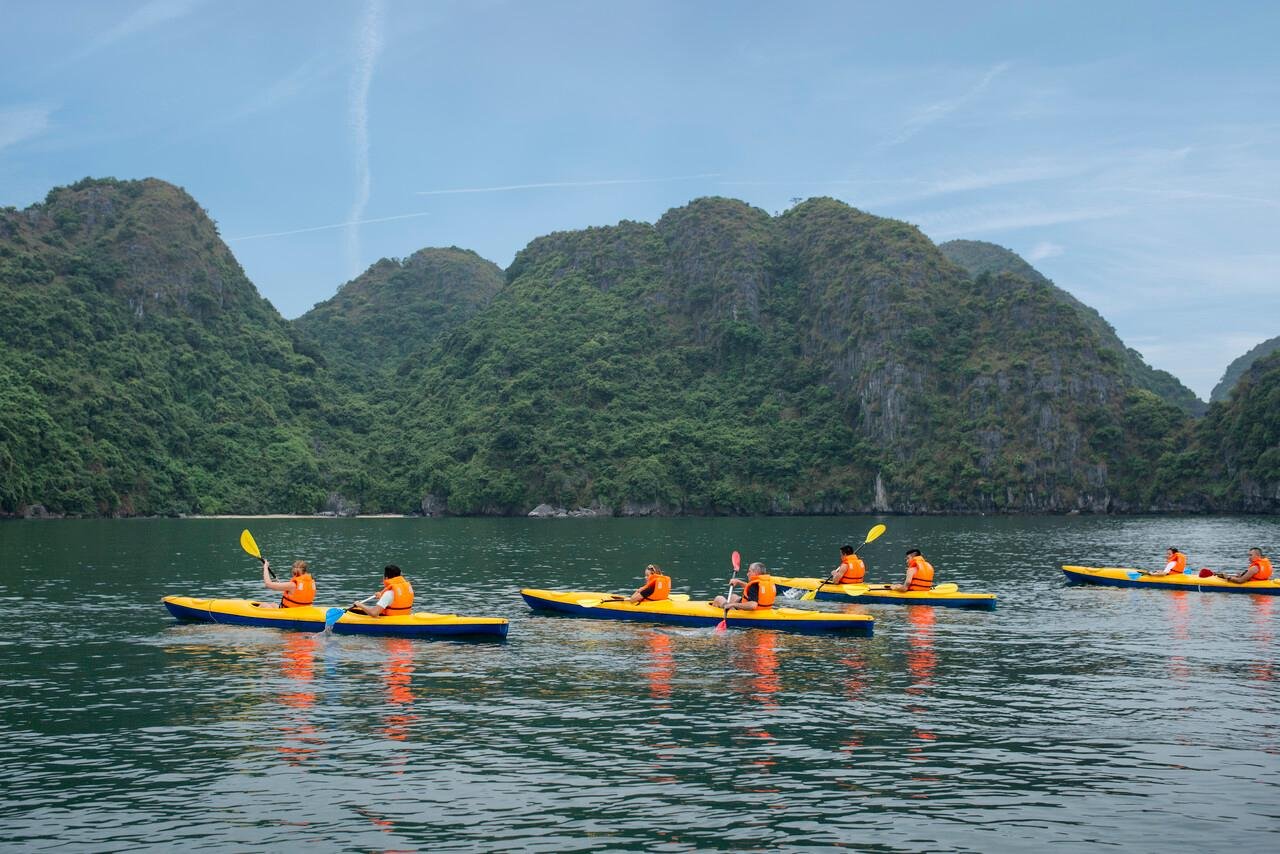 Ha Long & Lan Ha Bay 2-Day 5-Star Balcony Cruise