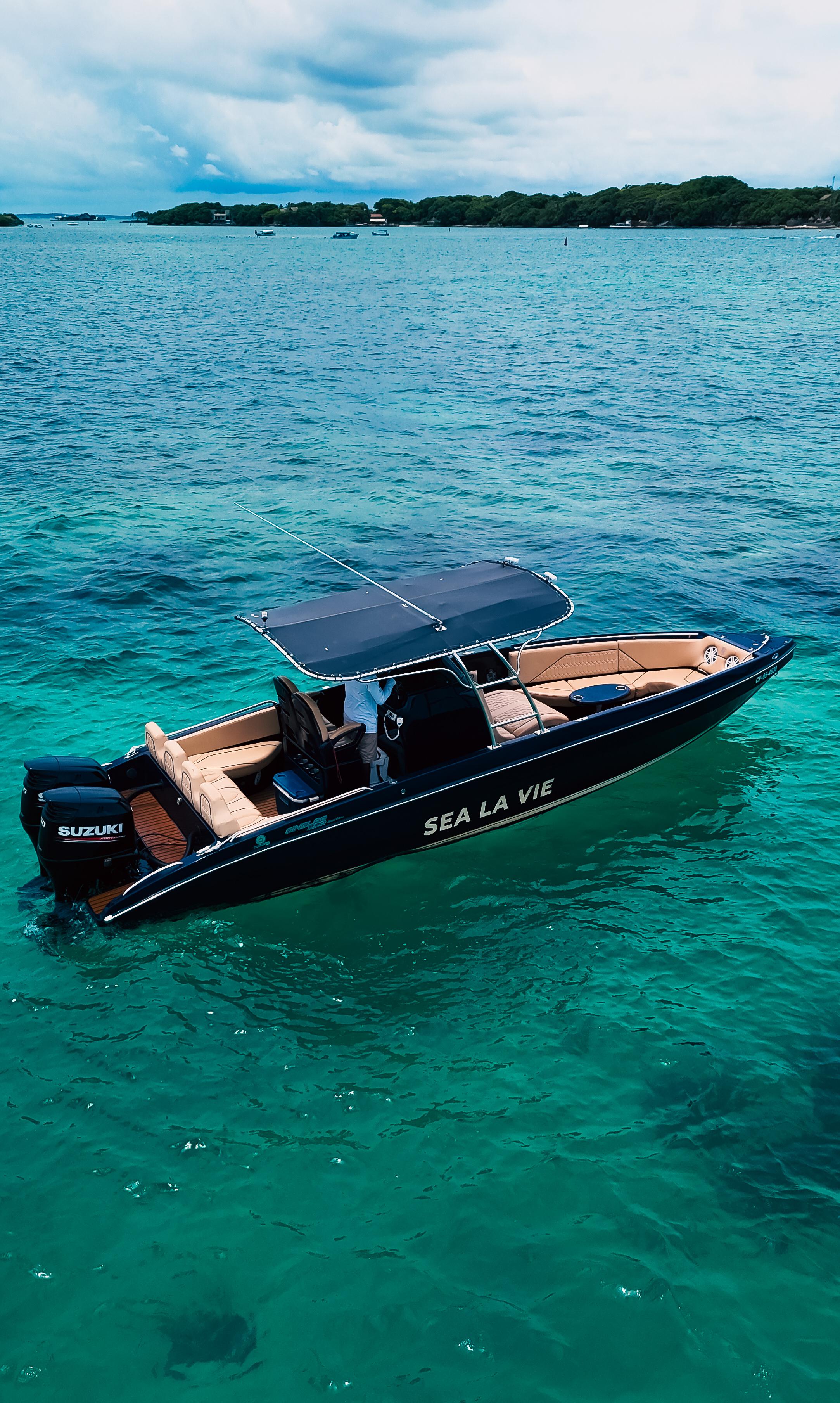 Private Rosario Islands Boat Charter from Cartagena