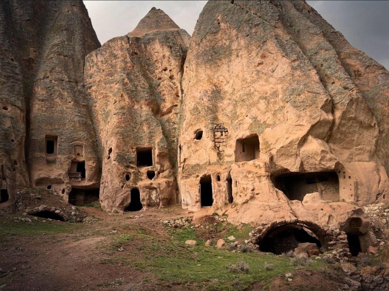 Cappadocia Green Tour: Derinkuyu Underground City, Ihlara Valley Hike & Lunch