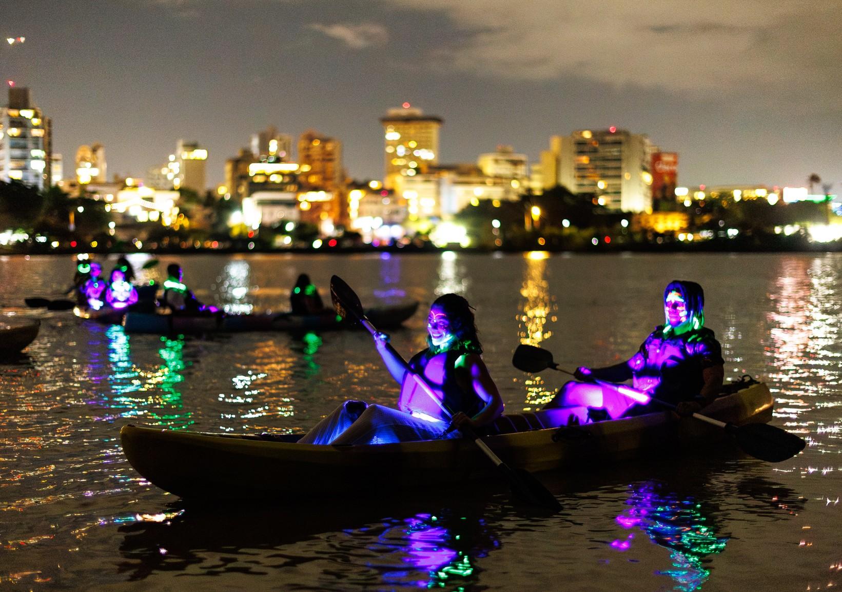 Glow Kayak Tour & Beach Salsa Experience, Condado Lagoon