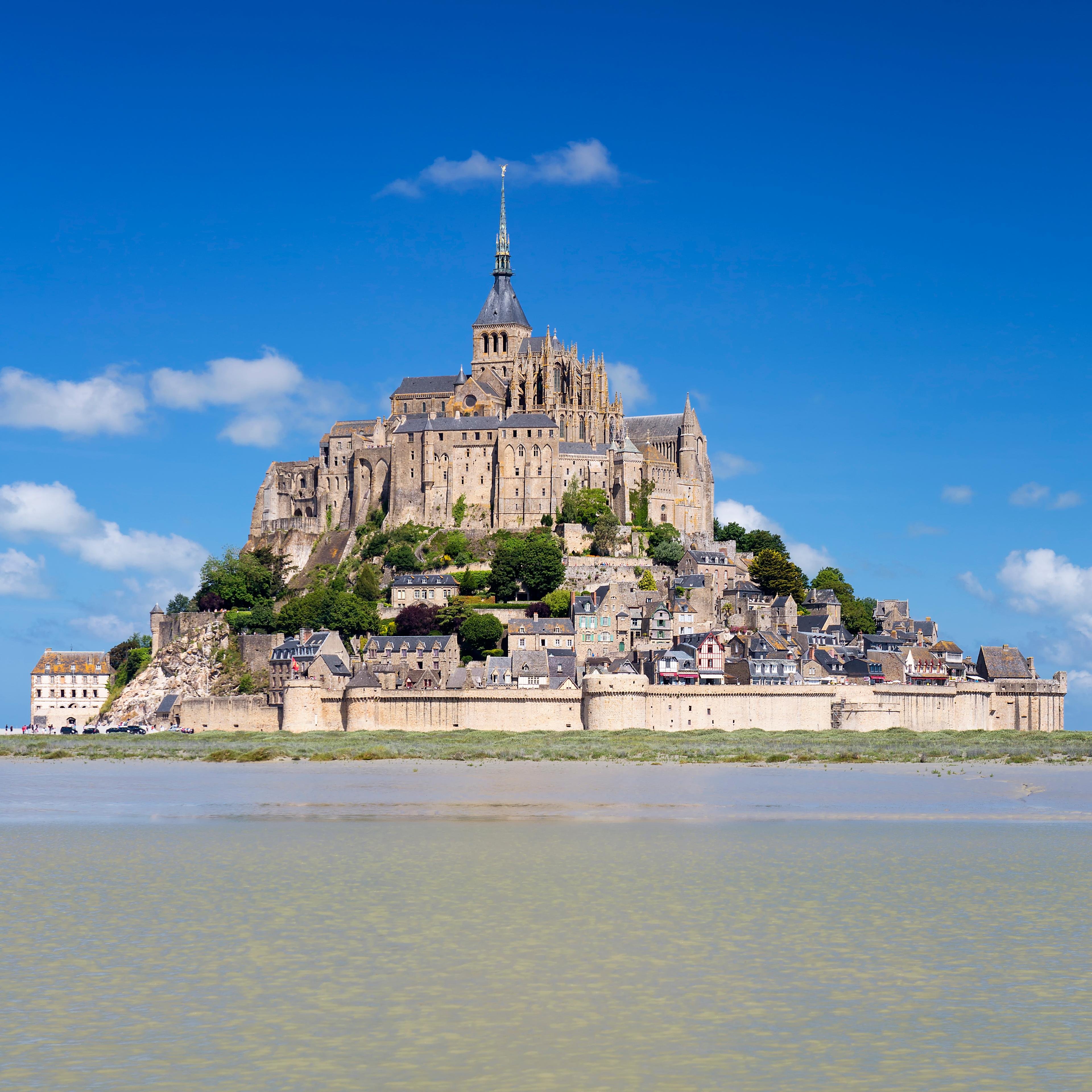 Bayeux to Mont Saint-Michel Shuttle with Abbey Tickets - 2026 (Verified Reviews)