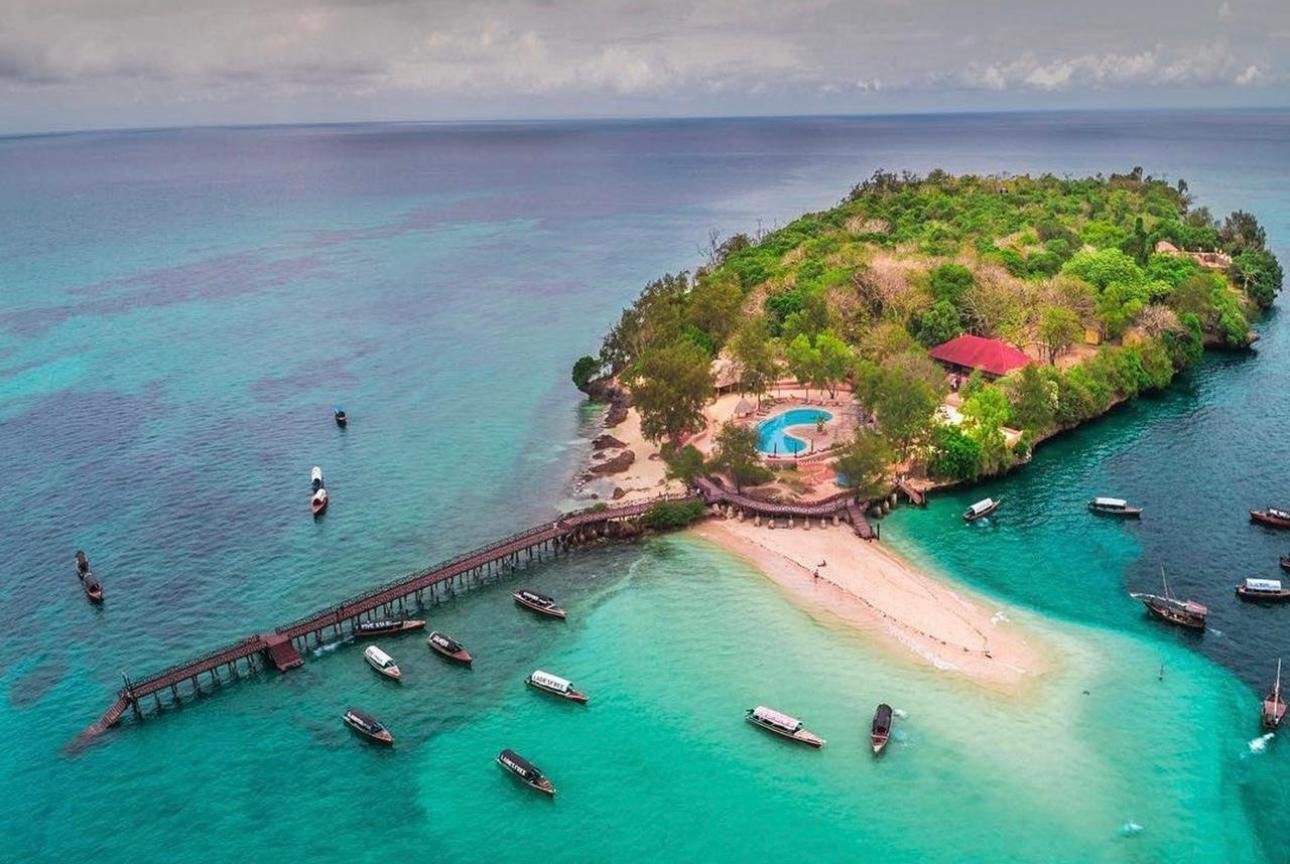 Zanzibar Prison Island & Stone Town Private Day Tour