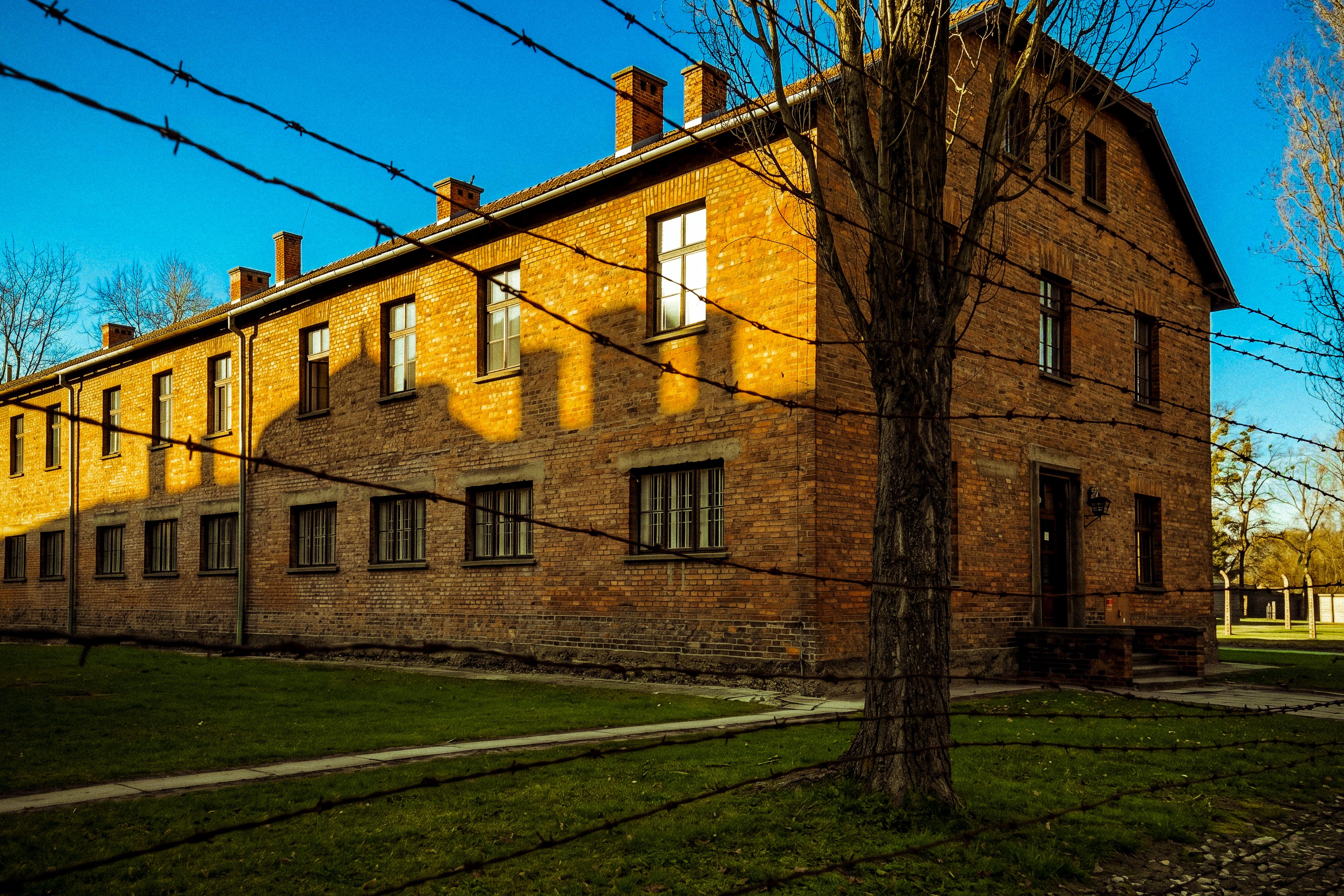 Krakow Former Ghetto & Auschwitz-Birkenau Full-Day Memorial Tour
