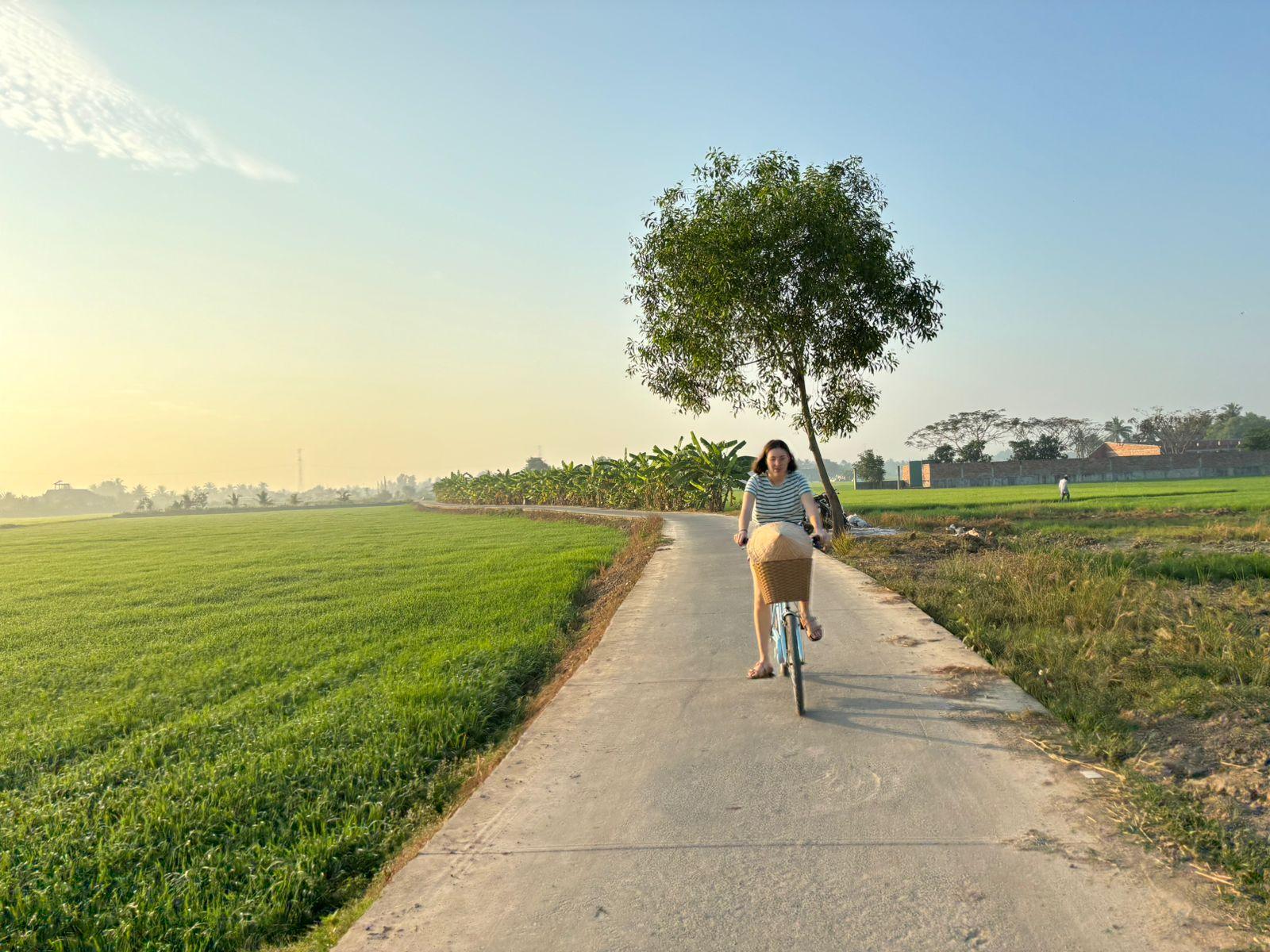 Mekong Delta 2-Day Bike, Kayak & Homestay Adventure from Ho Chi Minh City