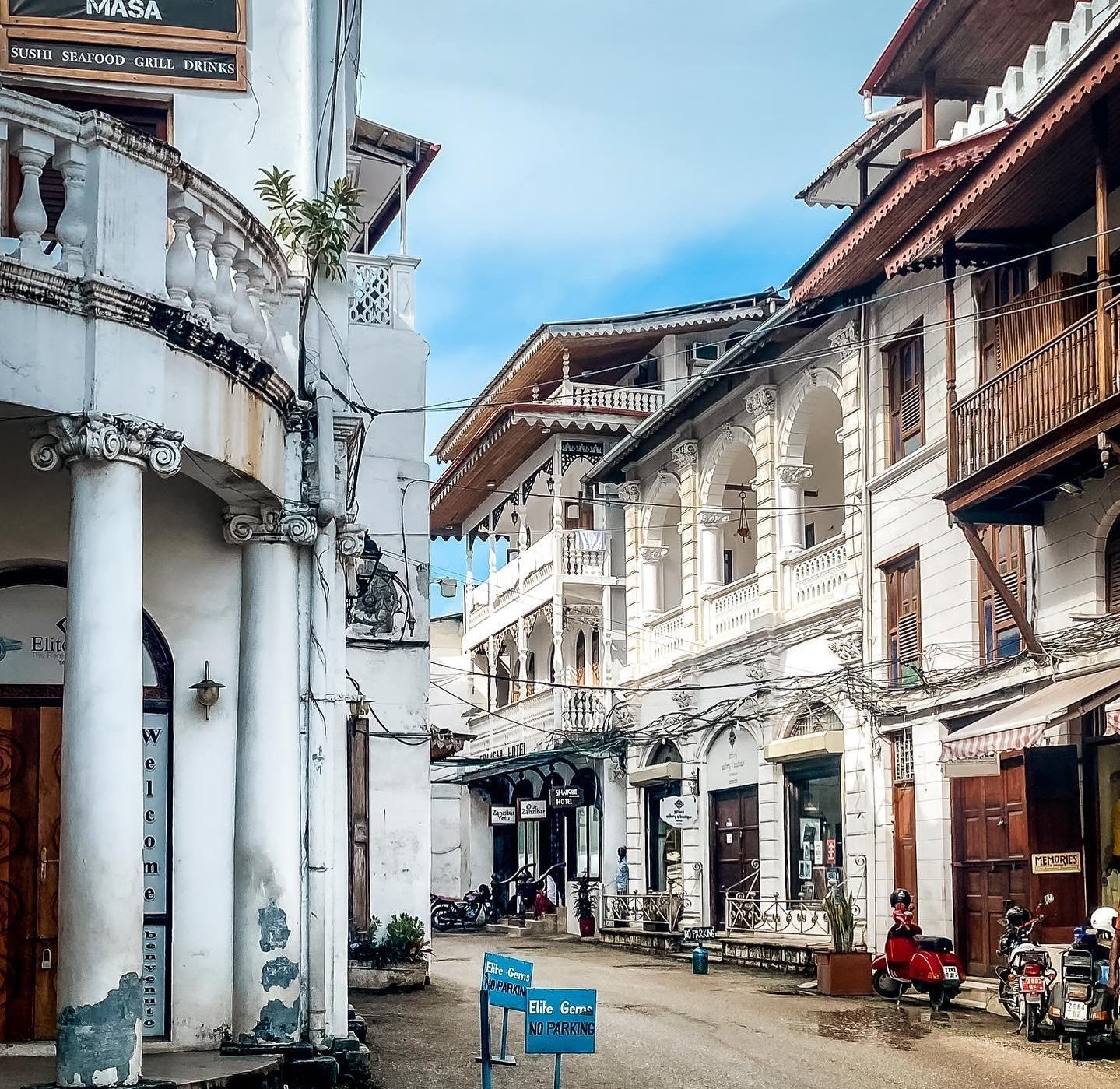 Zanzibar Full-Day: Stone Town, Spice Farm & Prison Island with Lunch