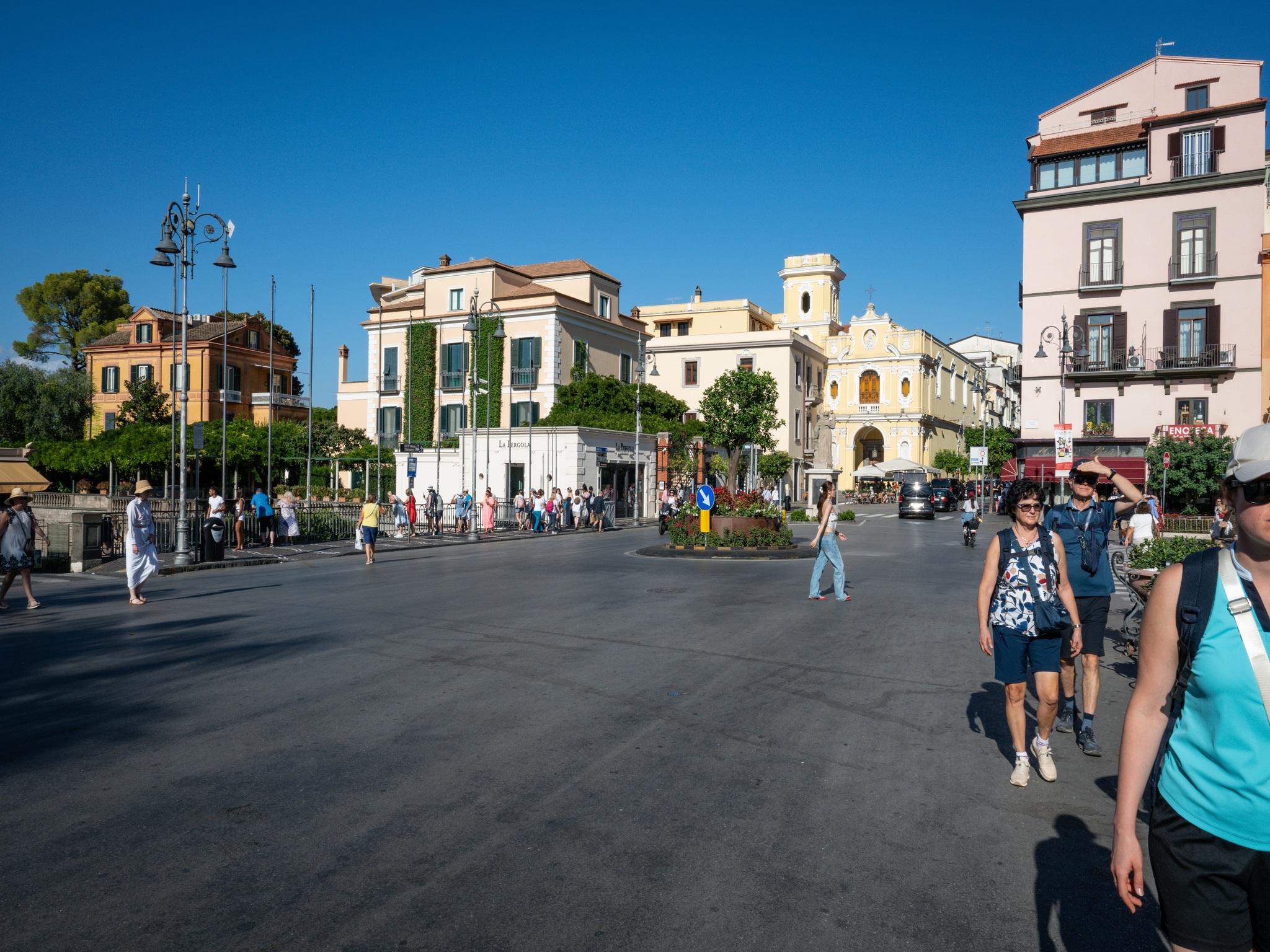 Sorrento Evening Food & Wine Walking Tour