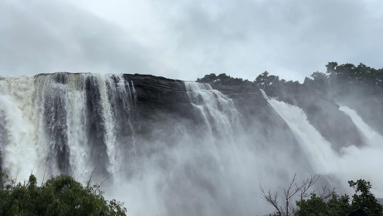 Athirappilly Waterfalls & Fort Kochi Heritage Tour