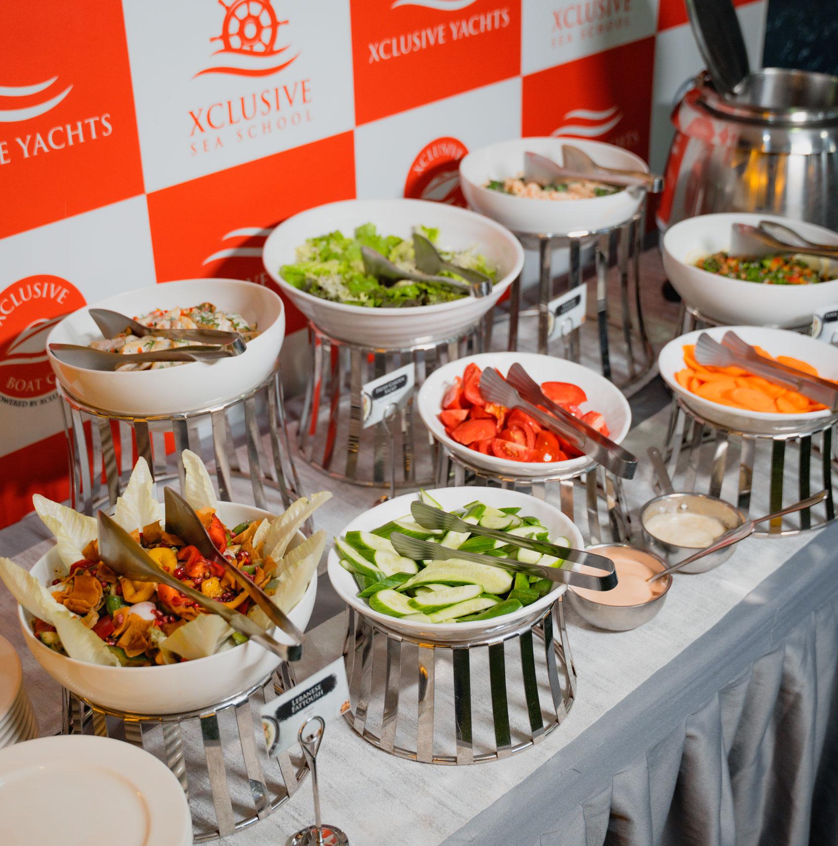 Dubai Marina Sunset & Dinner Cruise with Live Music & Open Bar
