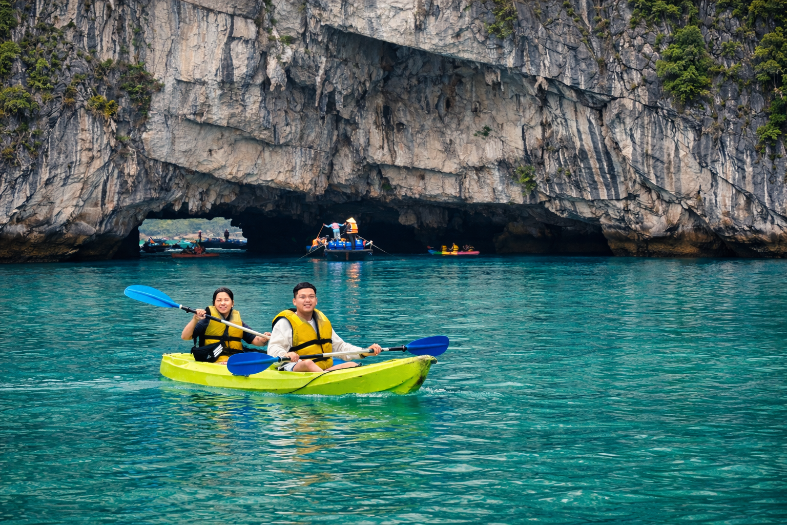 Ha Long Bay Full-Day Luxury Cruise from Hanoi