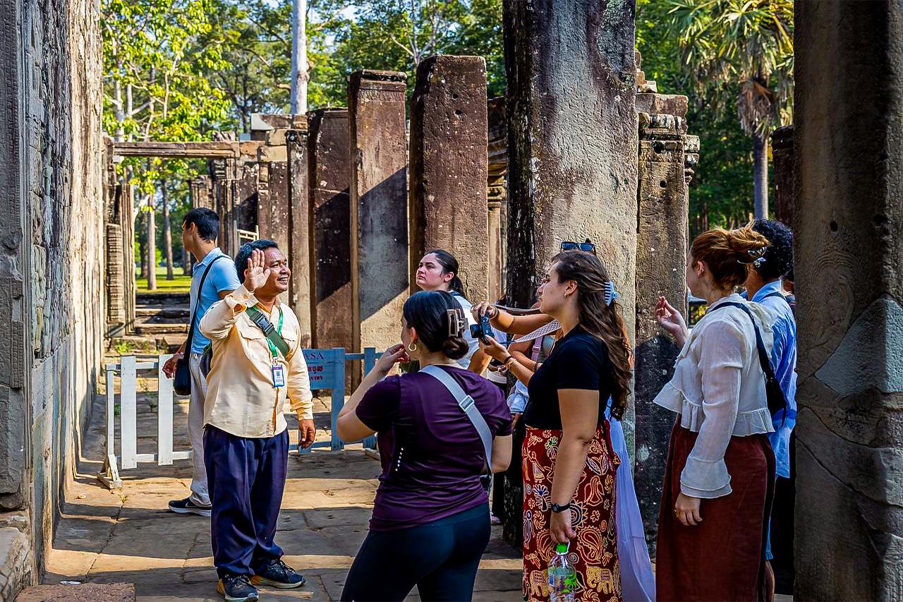 Tour por Angkor Wat con amanecer y templos para grupos pequeños desde Siem Reap