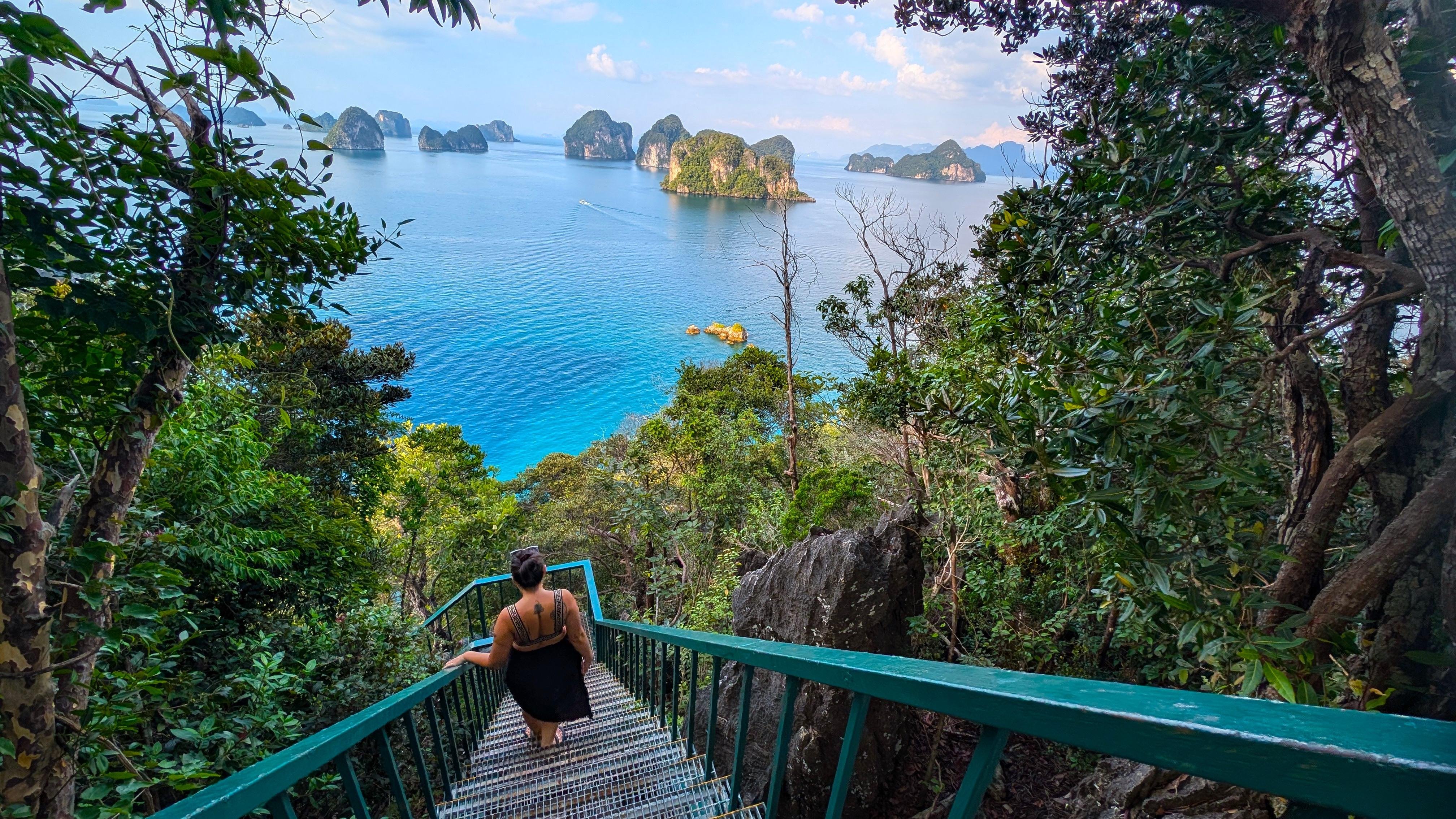 Private Longtail Boat Island Hopping from Railay