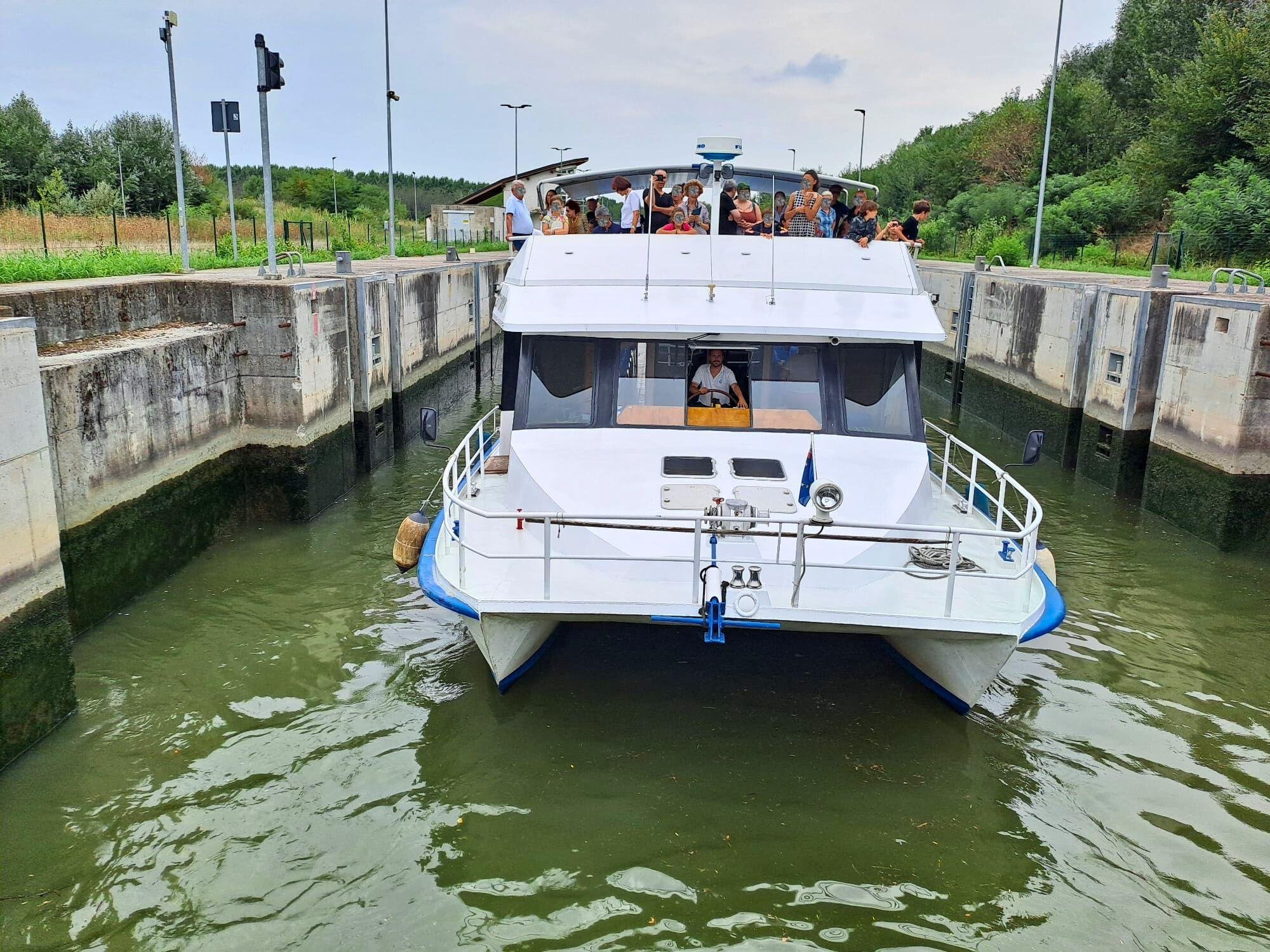 Mantua Lake Circuit and Navigation Lock Experience
