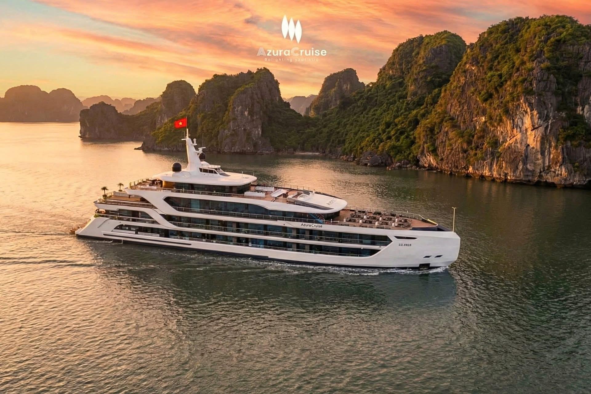 Lan Ha & Halong Bay 2-Day Luxury Cruise with Private Balcony