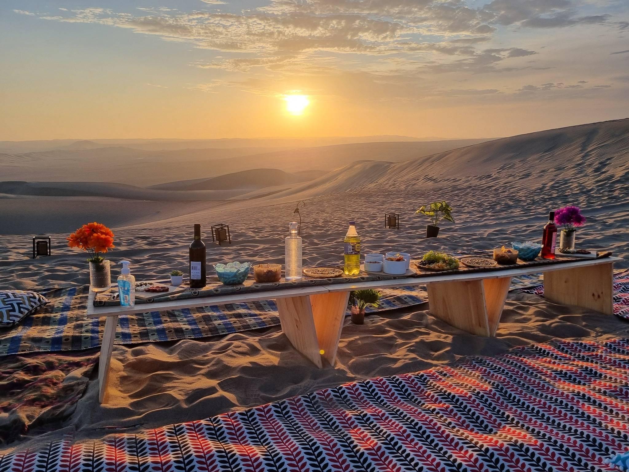 Aventura en Paracas y Huacachina: Islas, Dunas y Puesta de Sol en el Desierto