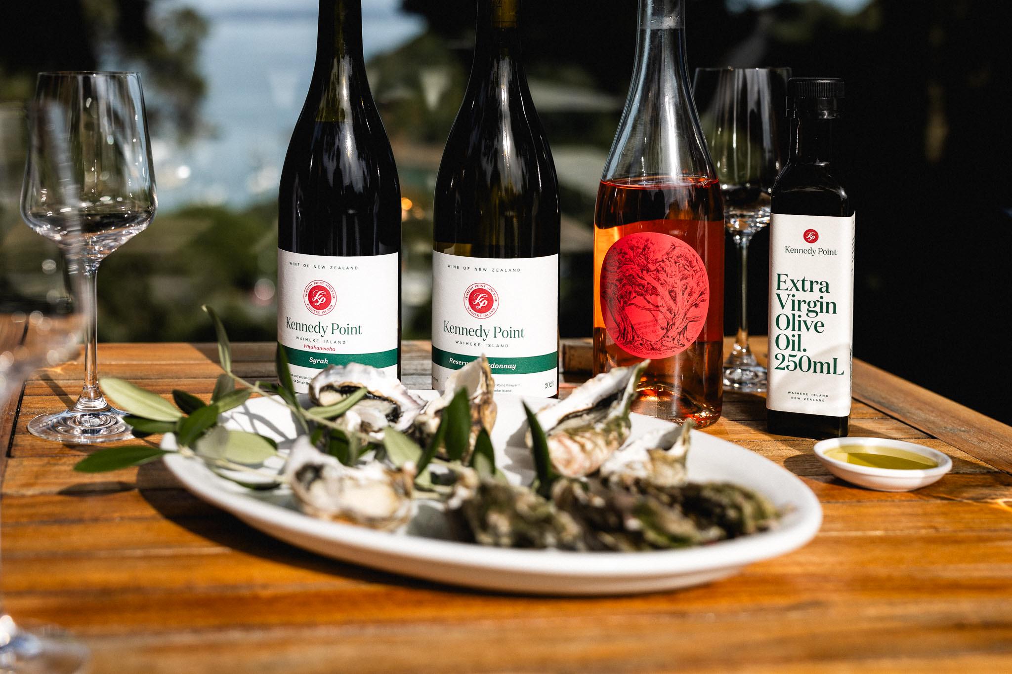 Waiheke Island Gourmet Food & Wine Tour with Vineyard Lunch