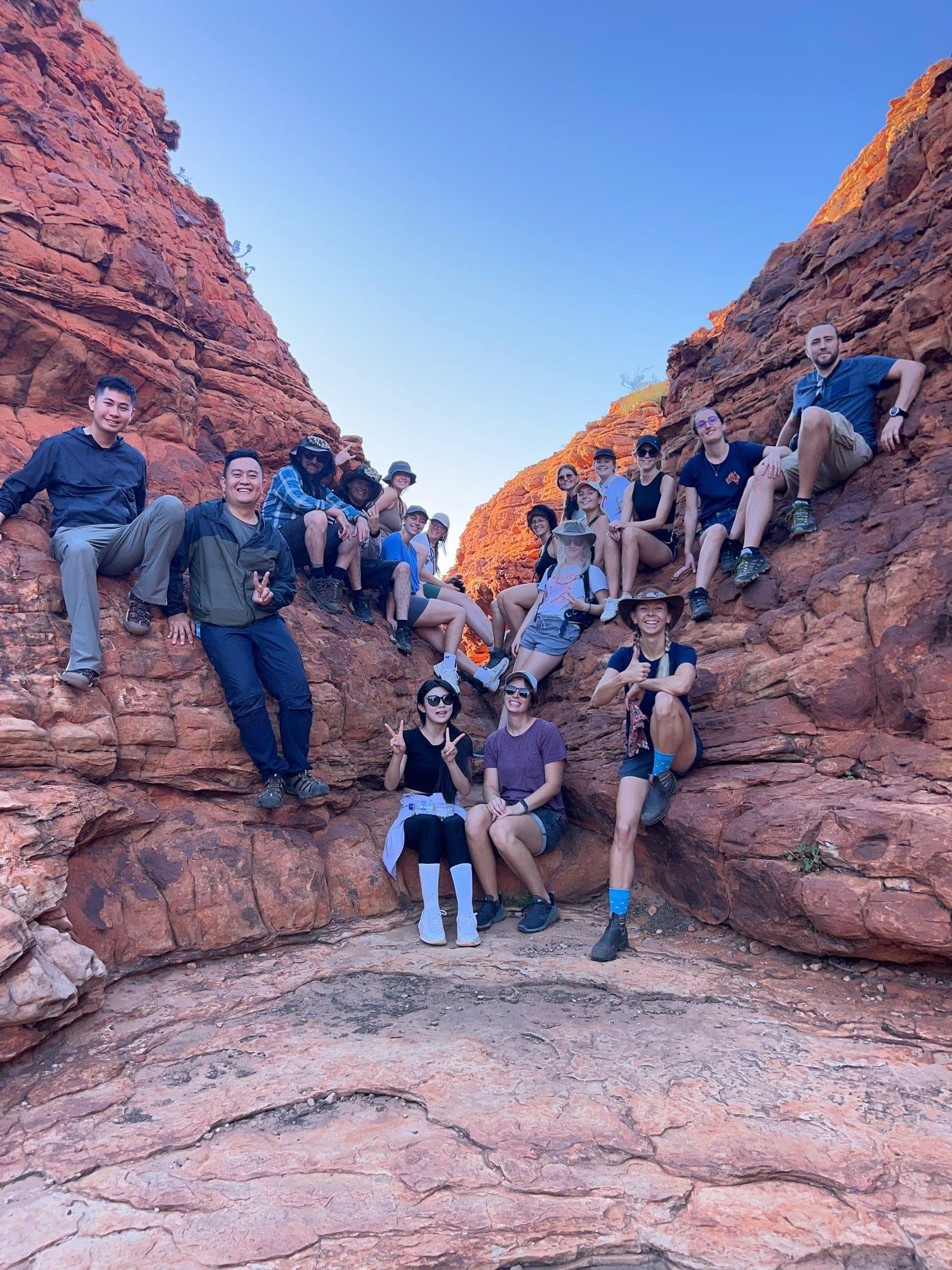 Uluru Red Centre: 4-Day Rock to Rock Adventure