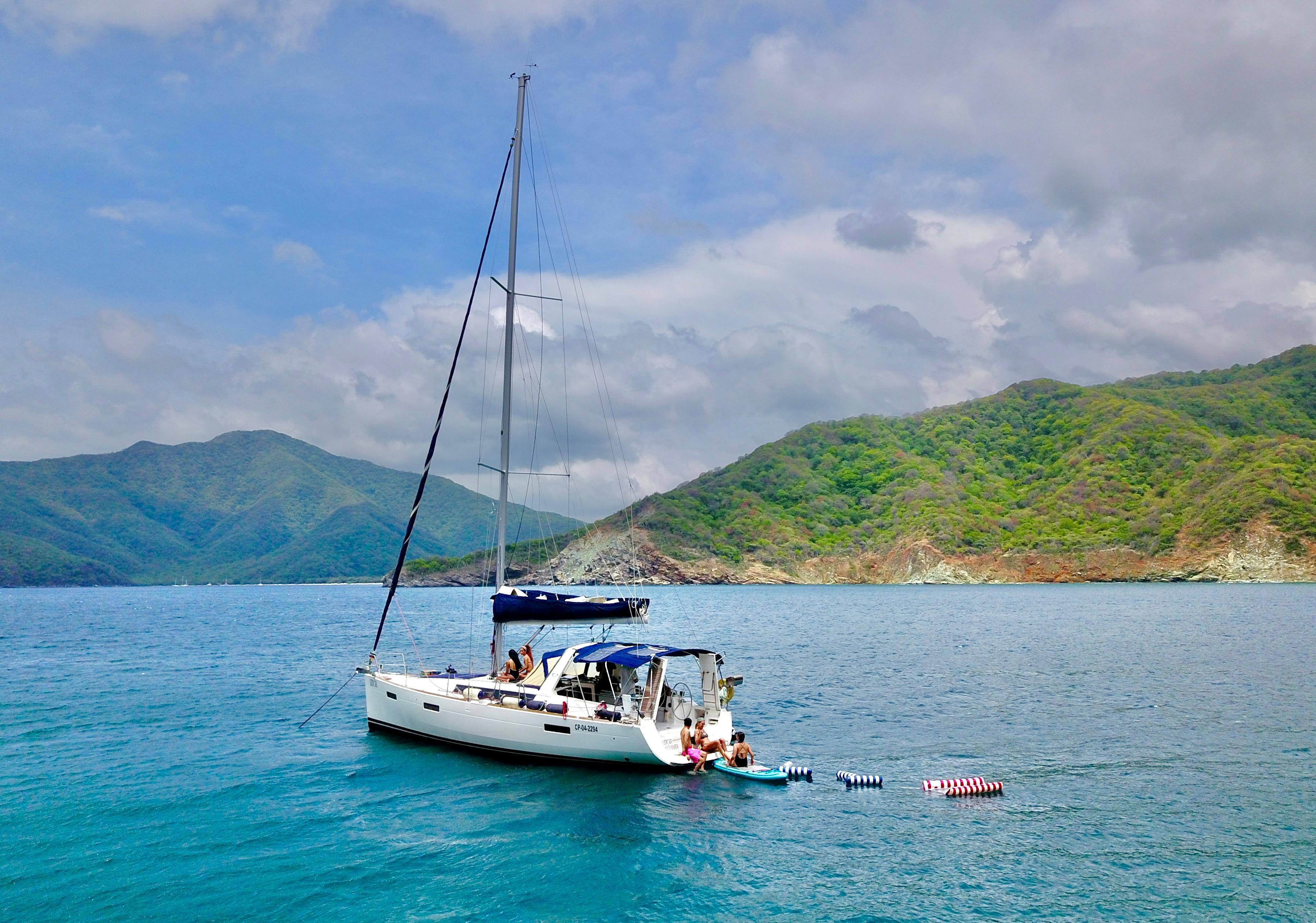 Private Sailboat Day Trip to Tayrona Park