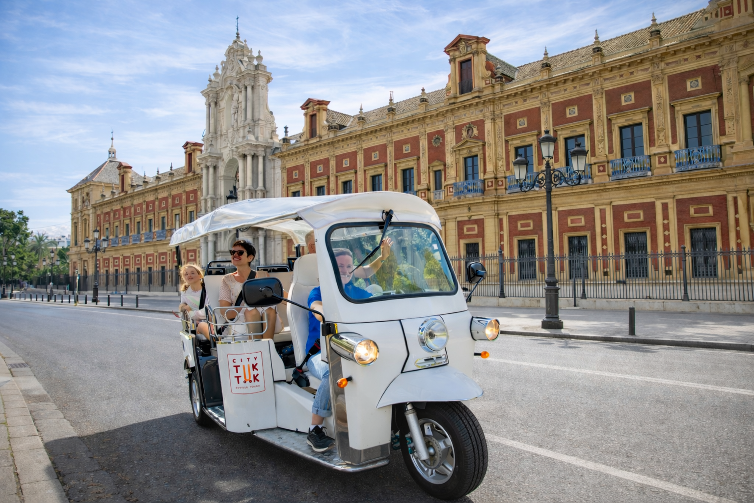 Seville Private Panoramic Tuk Tuk City Tour