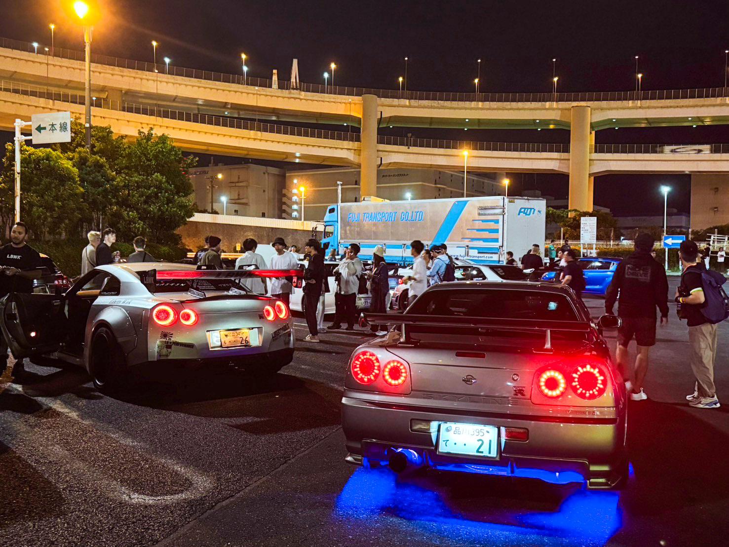 Tokyo JDM Underground: Daikoku Car Meet Night Tour