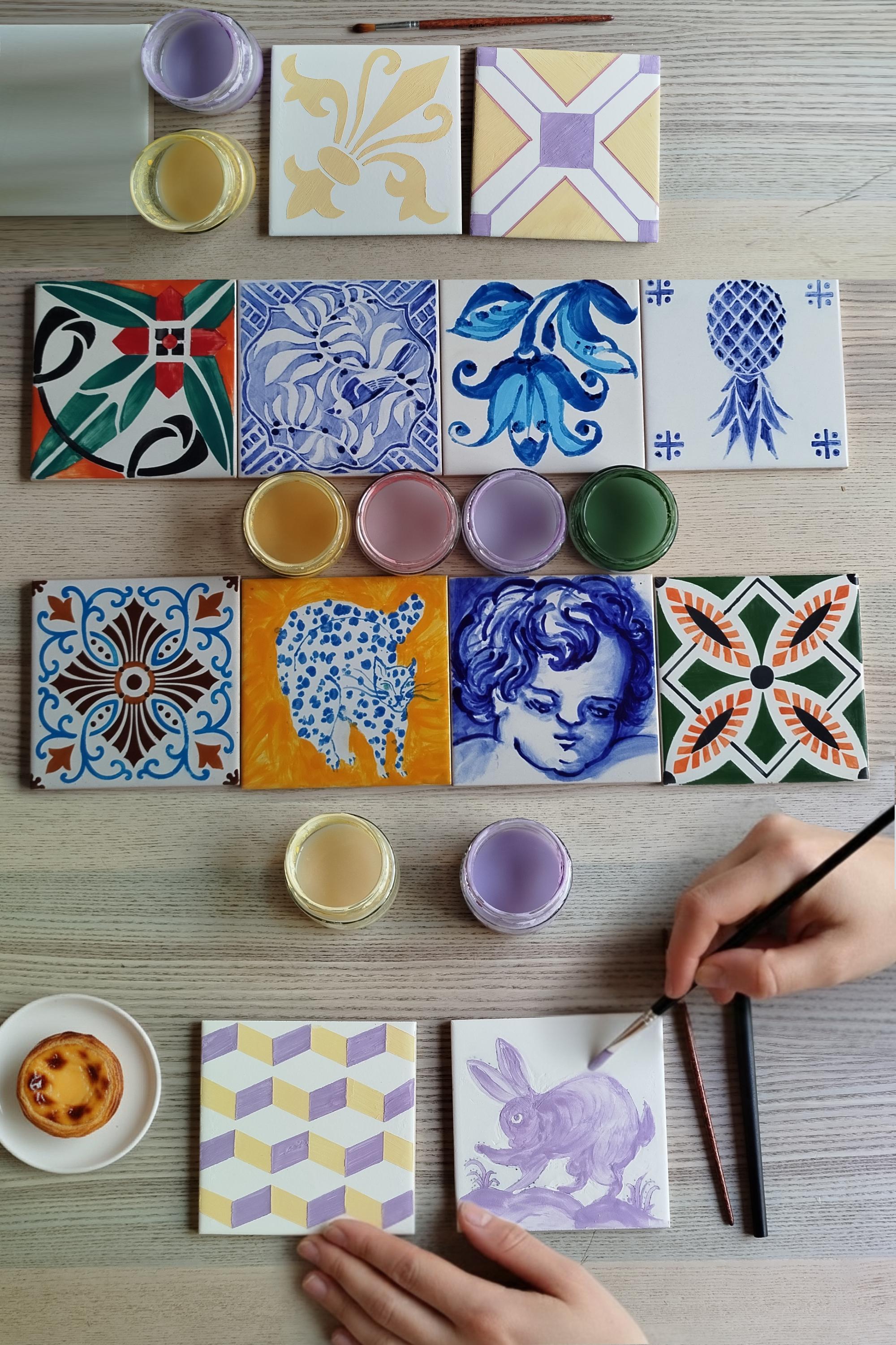 Azulejo Tile Painting Workshop in Artist's Studio