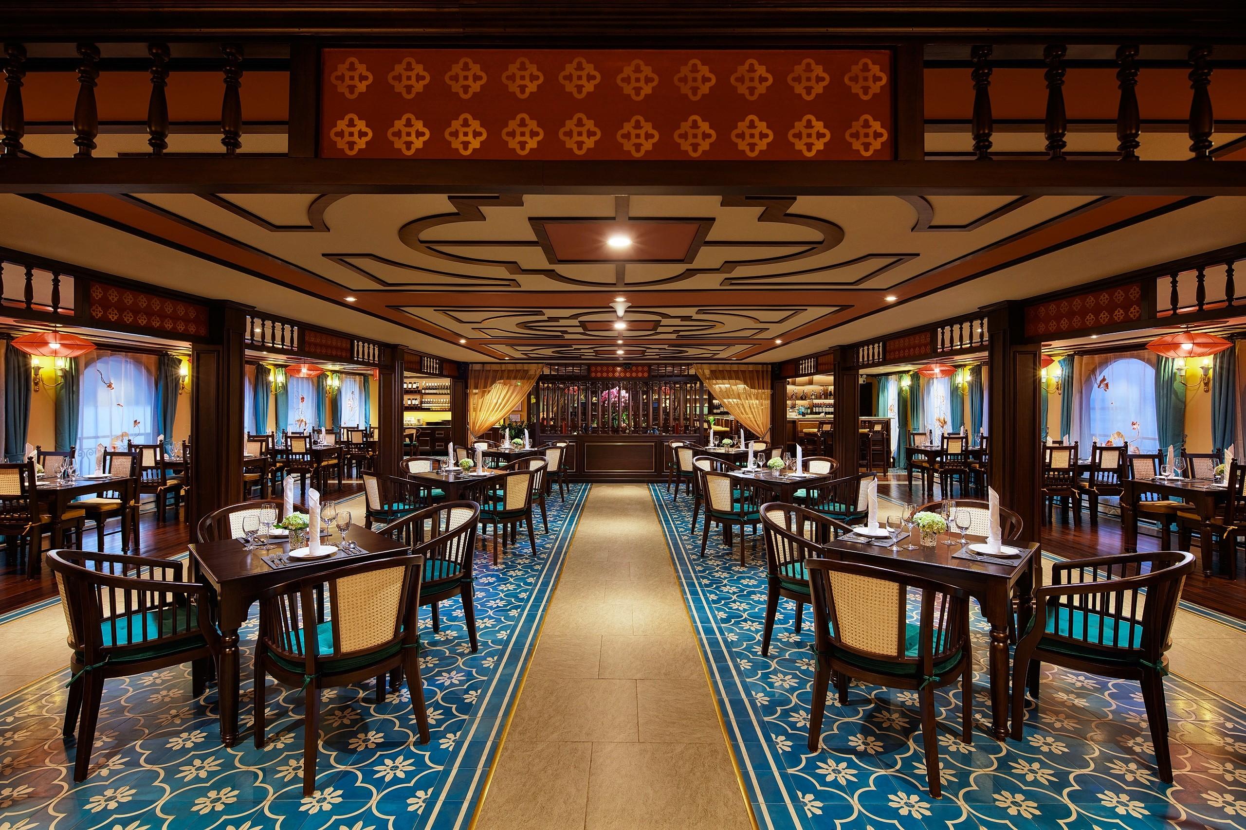 Ha Long Bay 3-Day Luxury Cruise aboard Indochine Premium