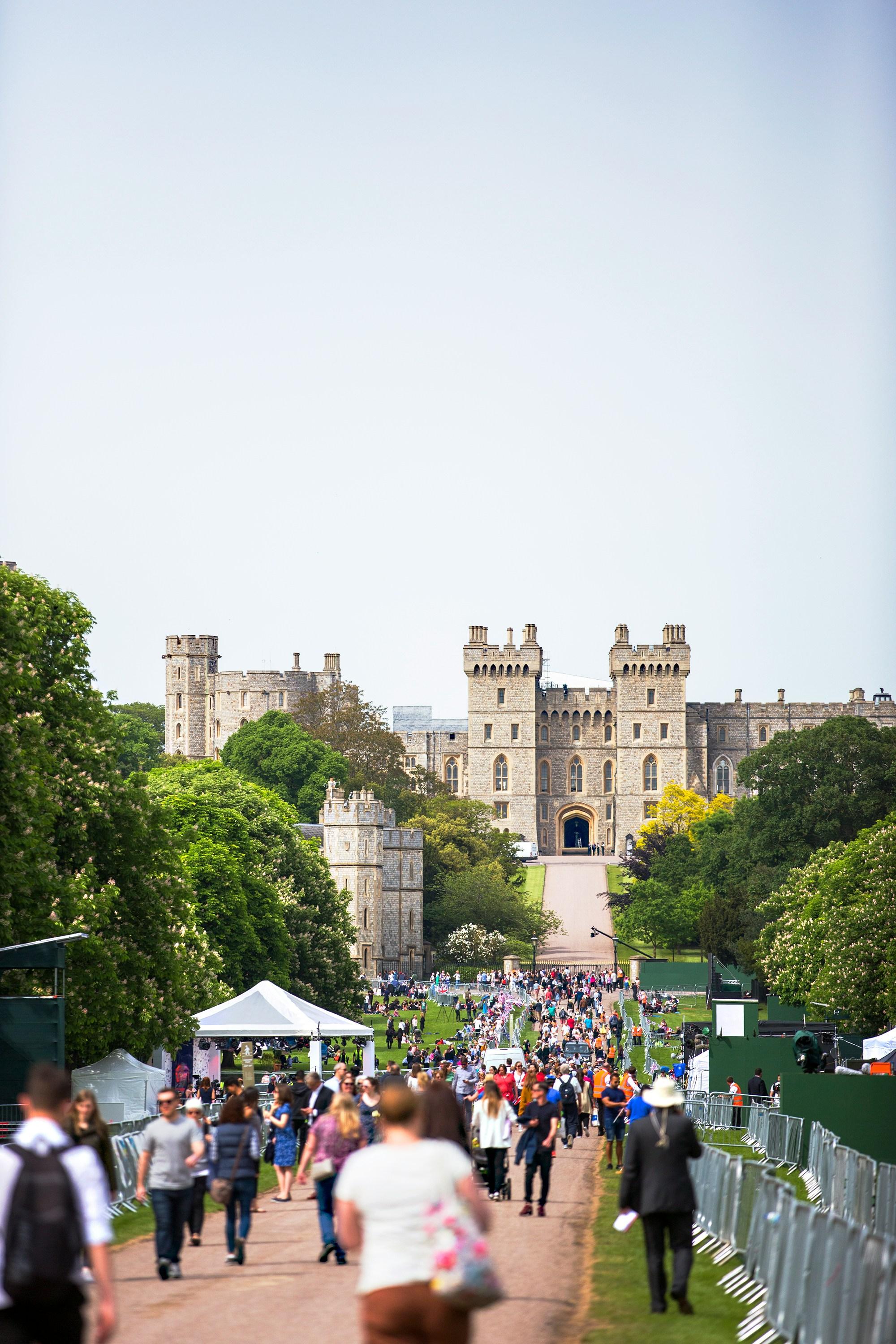 Private Southampton to Heathrow Transfer with Windsor Castle Stop