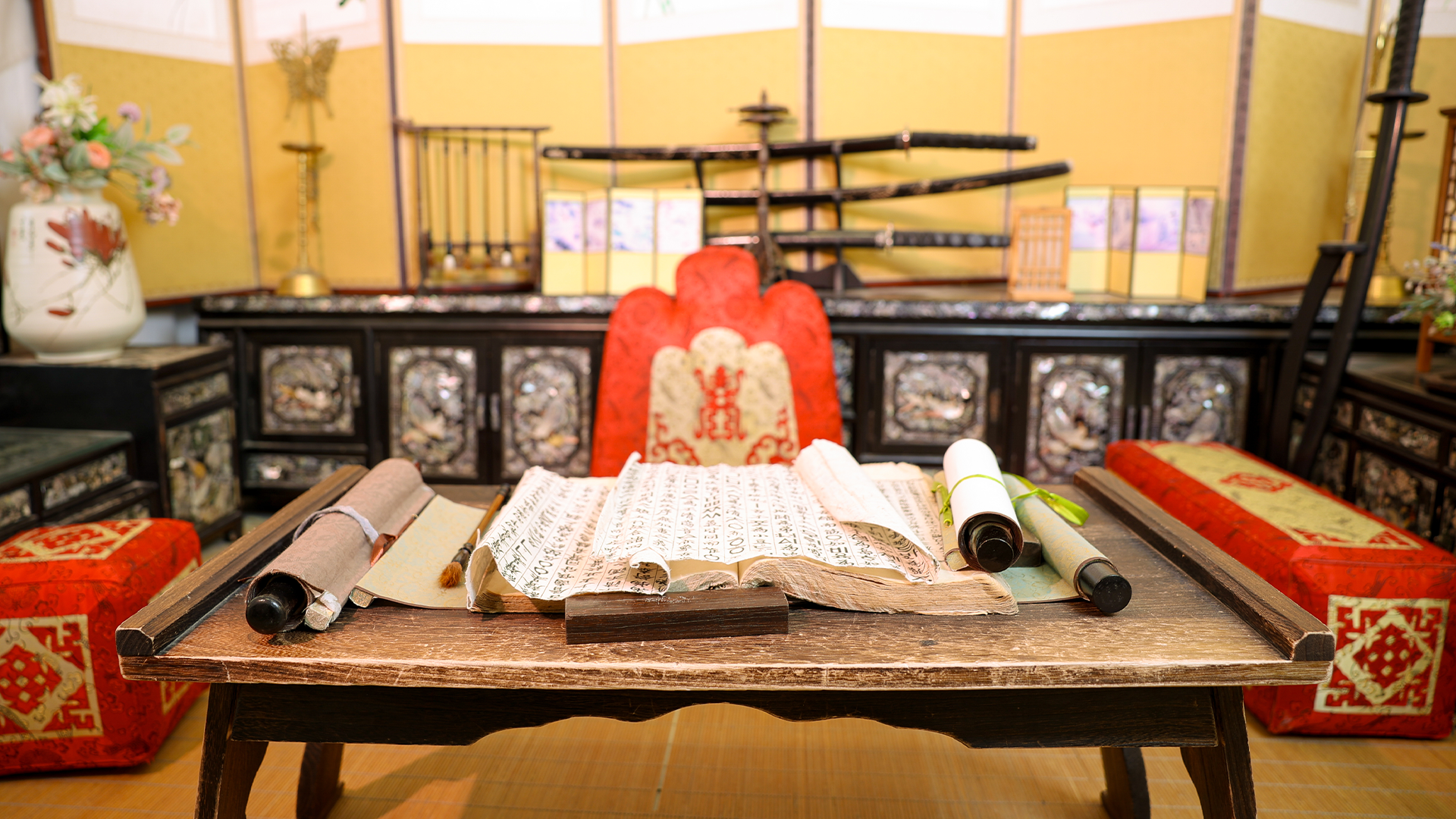 Seoul: Hanbok Rental with Gyeongbokgung Palace Entry — Seoul K-beauty experience photo 22