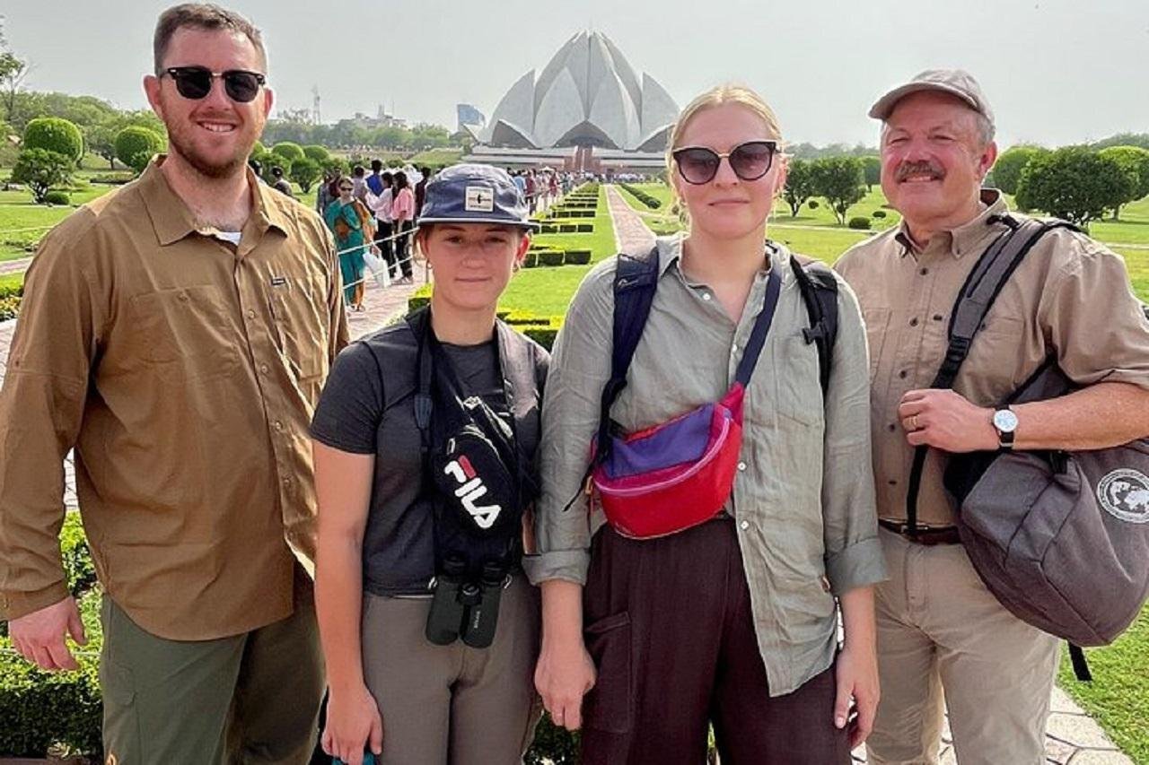 Private Full-Day Old & New Delhi Tour with Female Guide