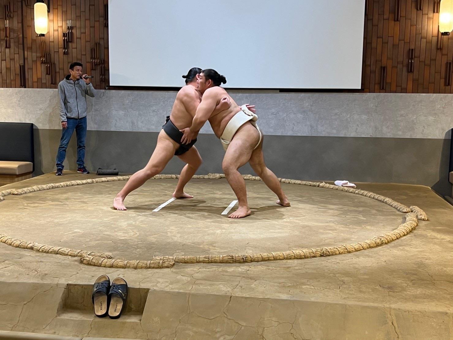 Sumo Demonstration with Former Wrestlers & Meal Options