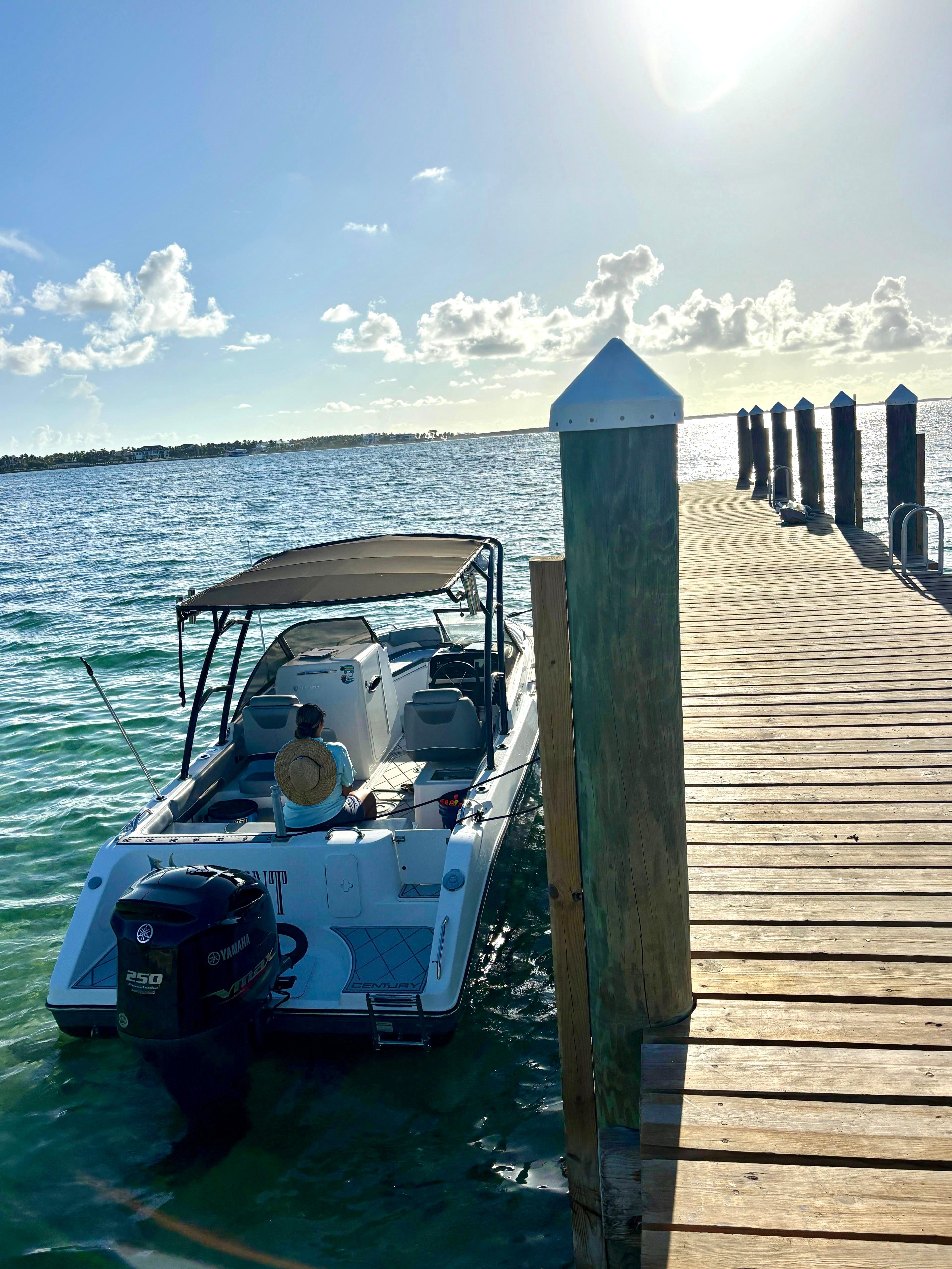 Nassau Private Boat & Snorkel Adventure