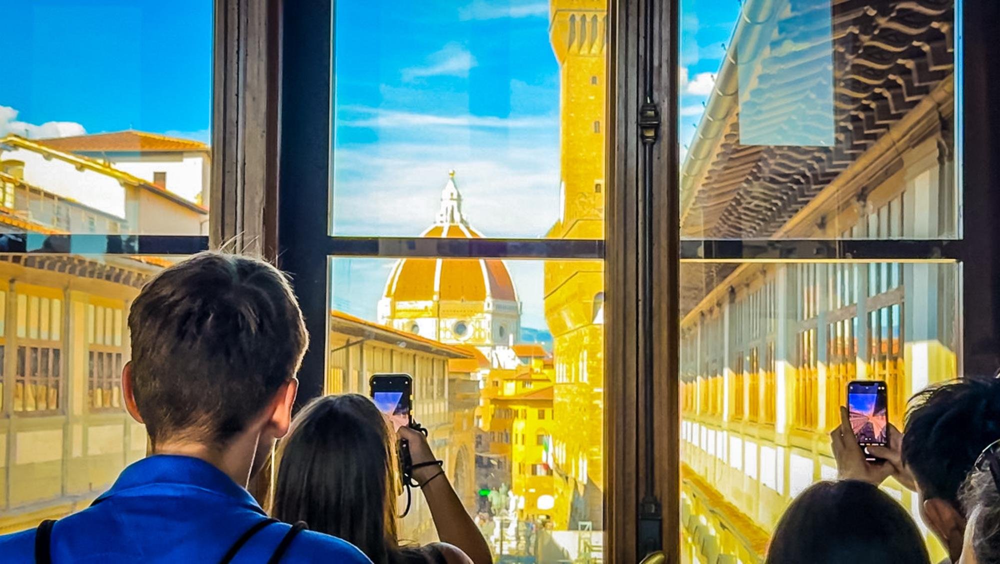 Florence: Intimate Uffizi Gallery Tour with Vasari Corridor Option