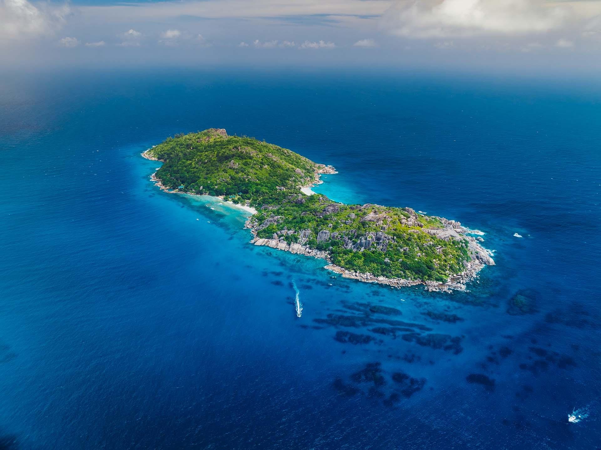 Seychelles Catamaran Day Trip: Sister, Coco & Félicité Islands