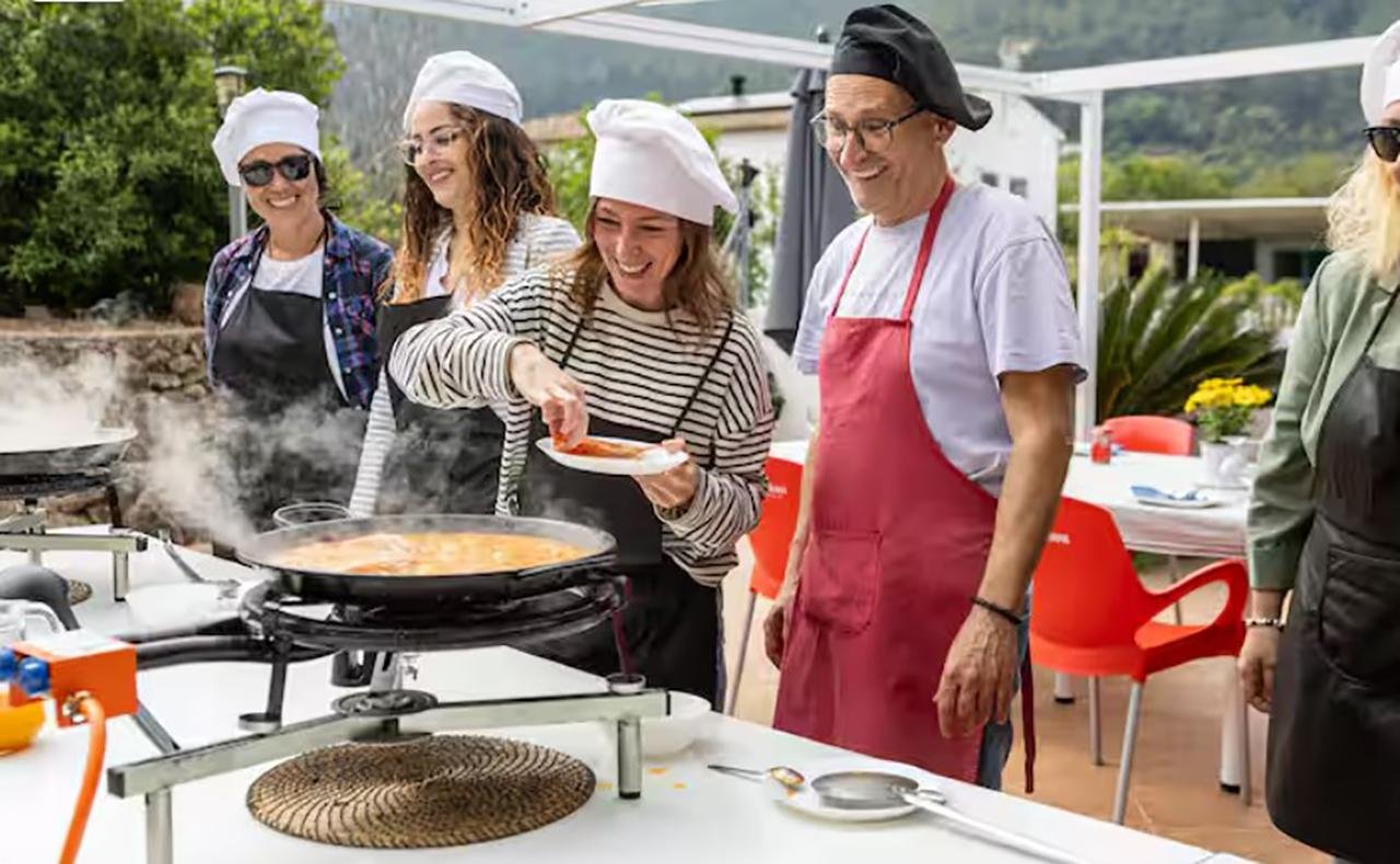 cooking class in Valencia — Authentic Valencian Paella Cooking Class - 2026 (Verified Reviews)