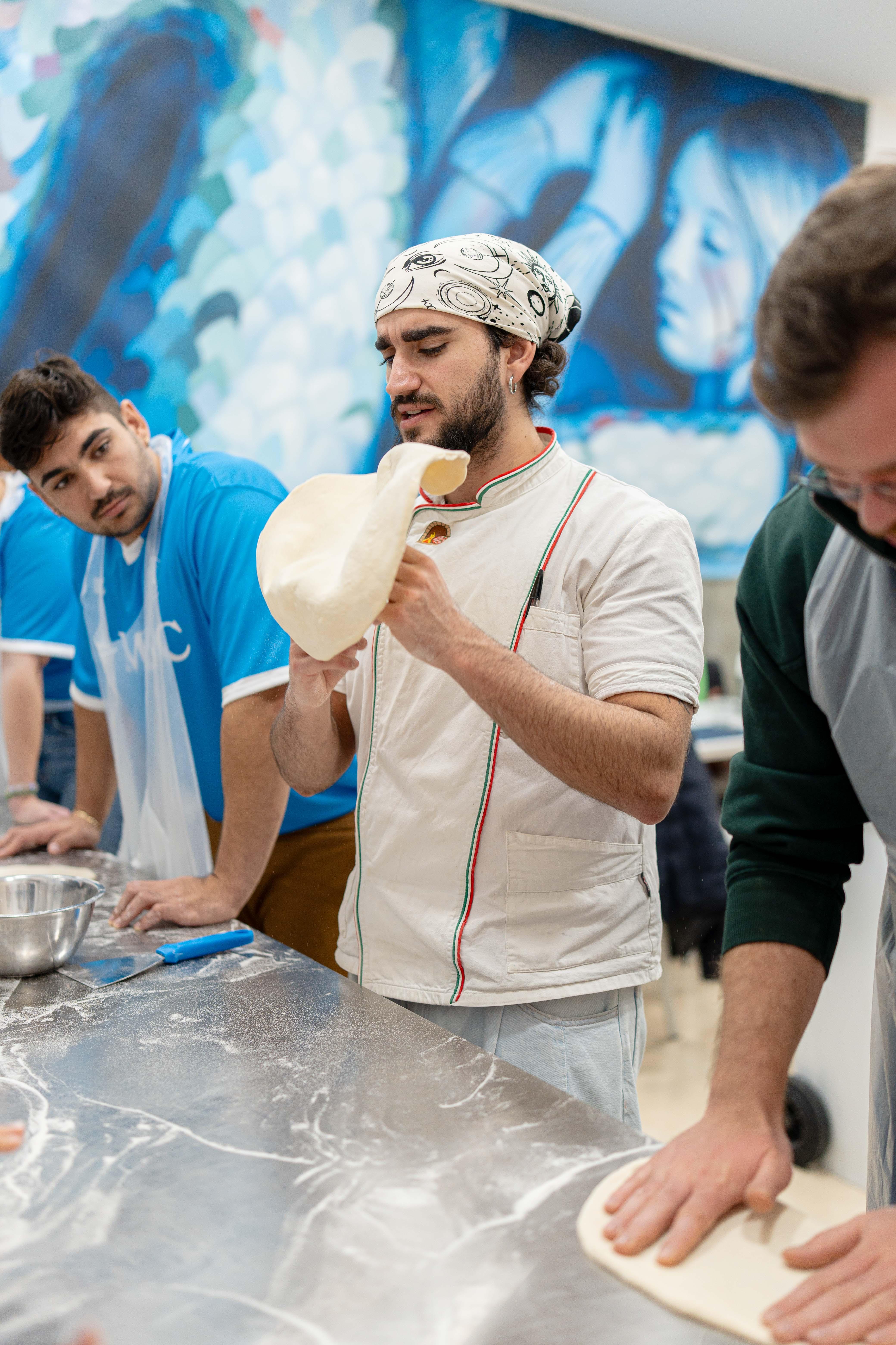 pizza making class in Naples — photo 16