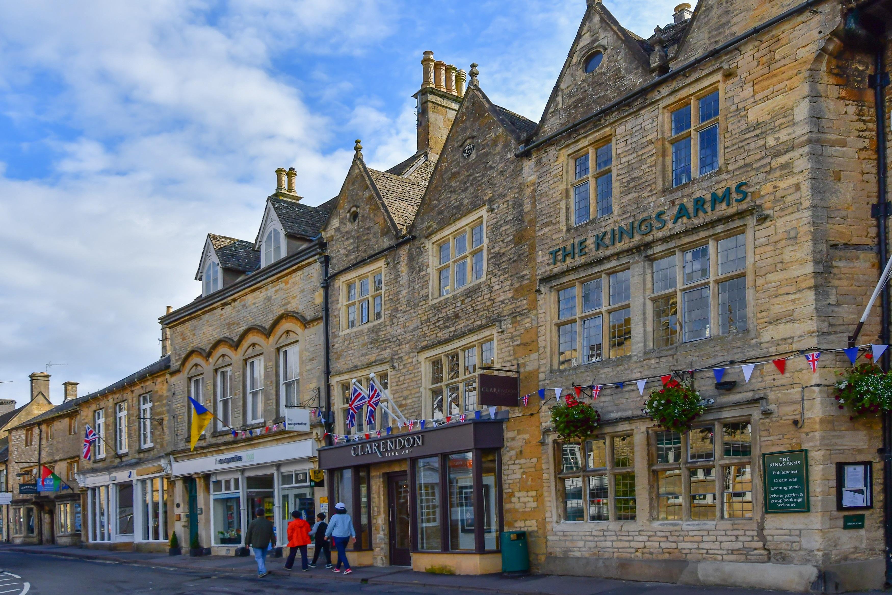 Cotswolds Day Tour from London