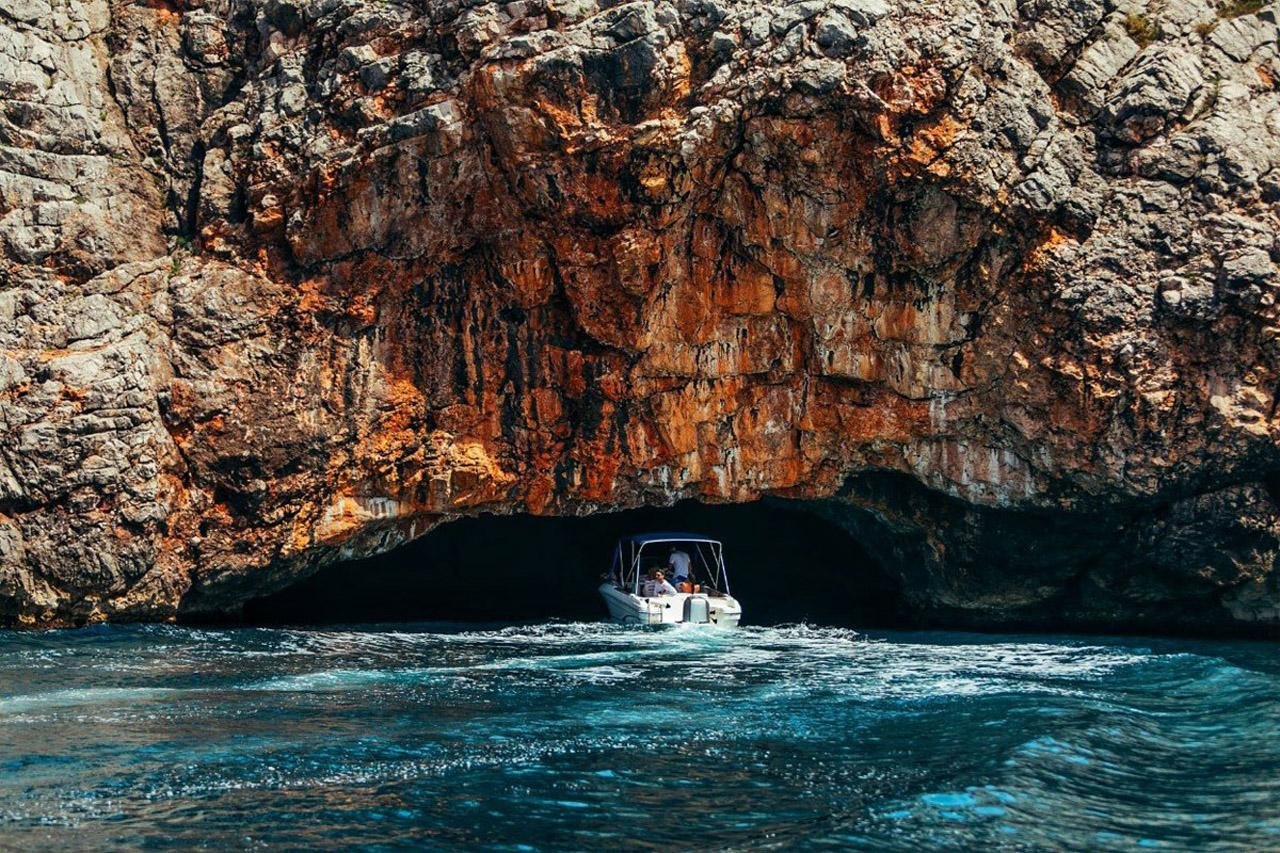 Kotor Bay Speedboat Adventure: Blue Cave & Historic Perast