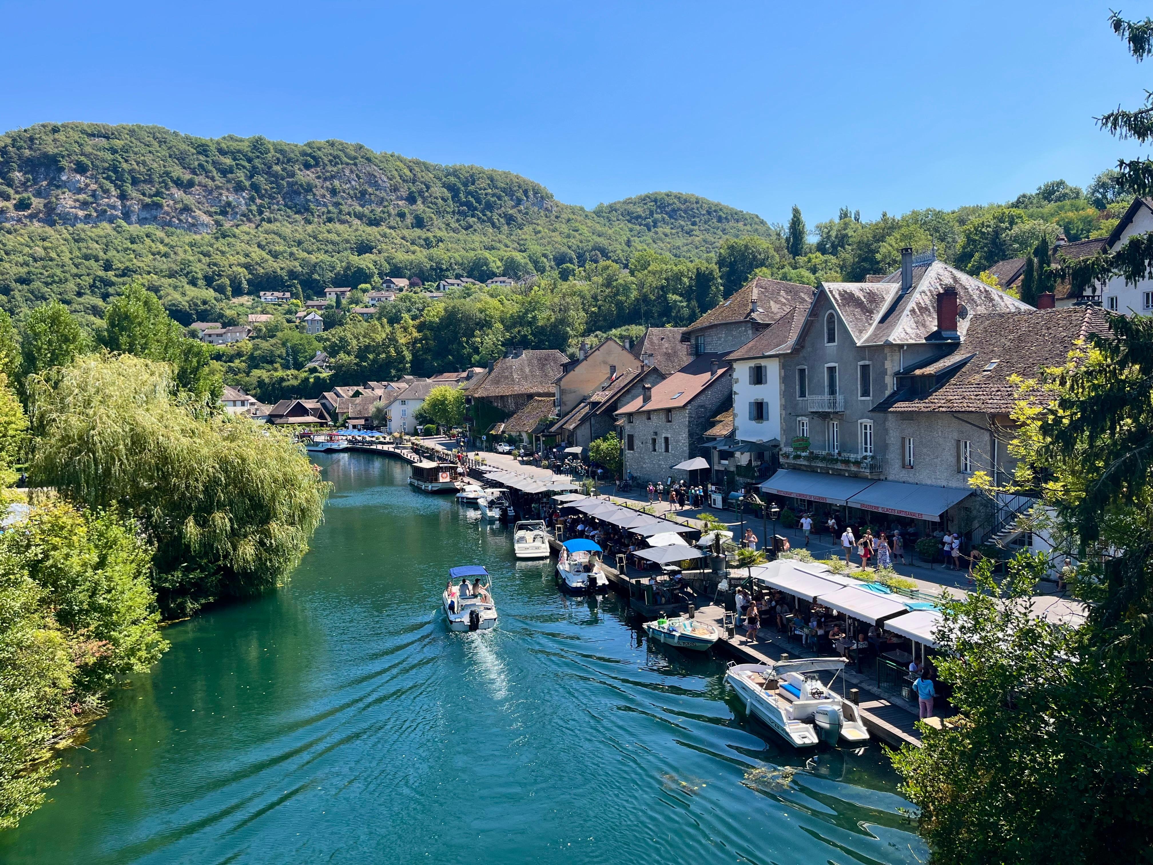 Chanaz Village & Lake Bourget Cruise Day Trip from Annecy