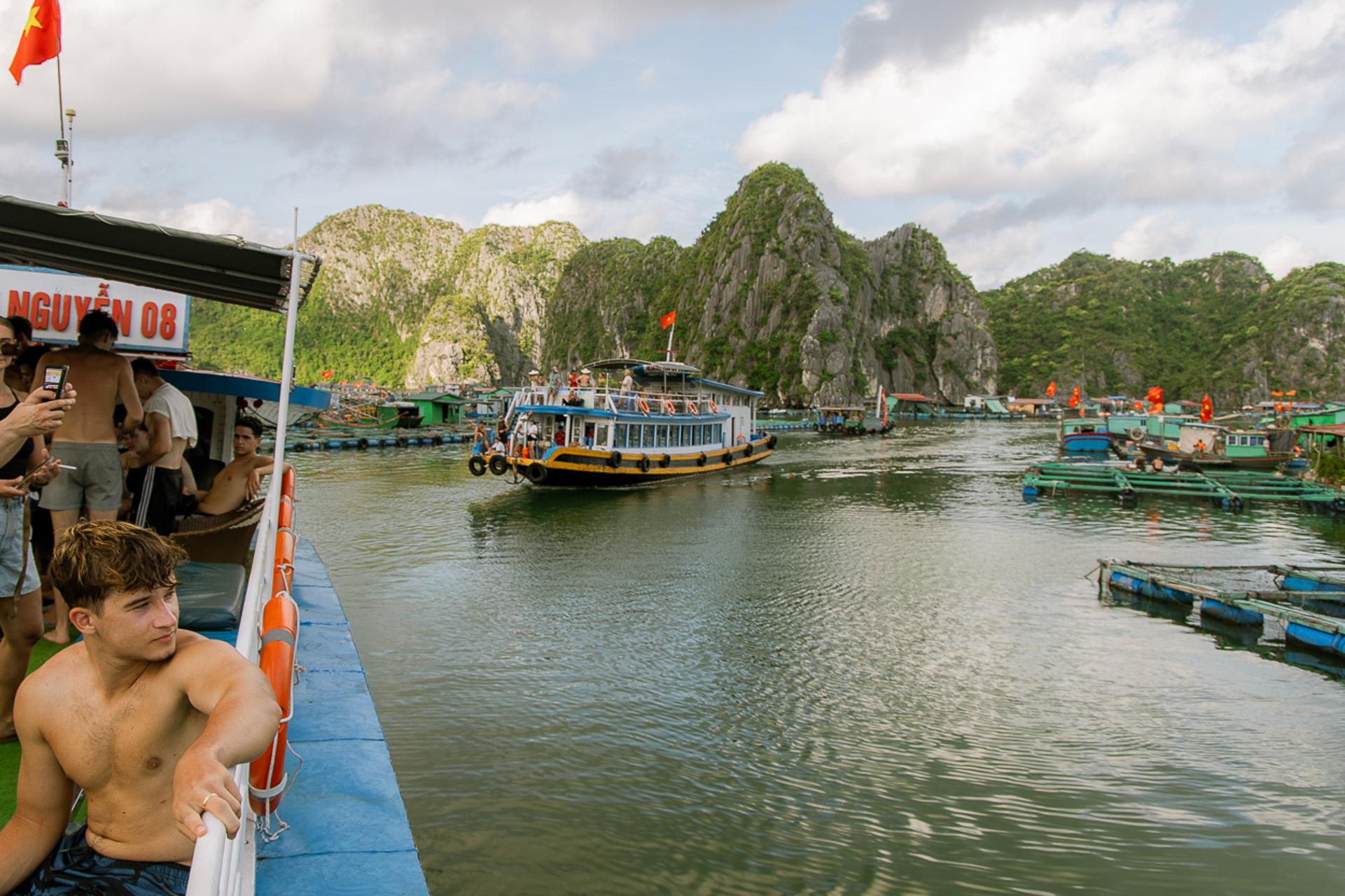 Cat Ba Island: Lan Ha & Ha Long Bay Cruise, Kayak & Snorkel
