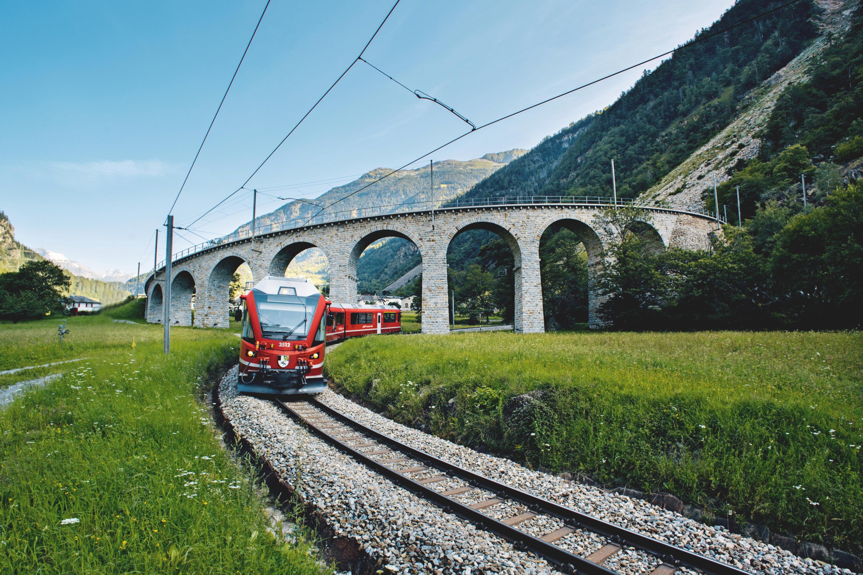 Swiss Travel Pass: Unlimited Train, Bus & Boat Access