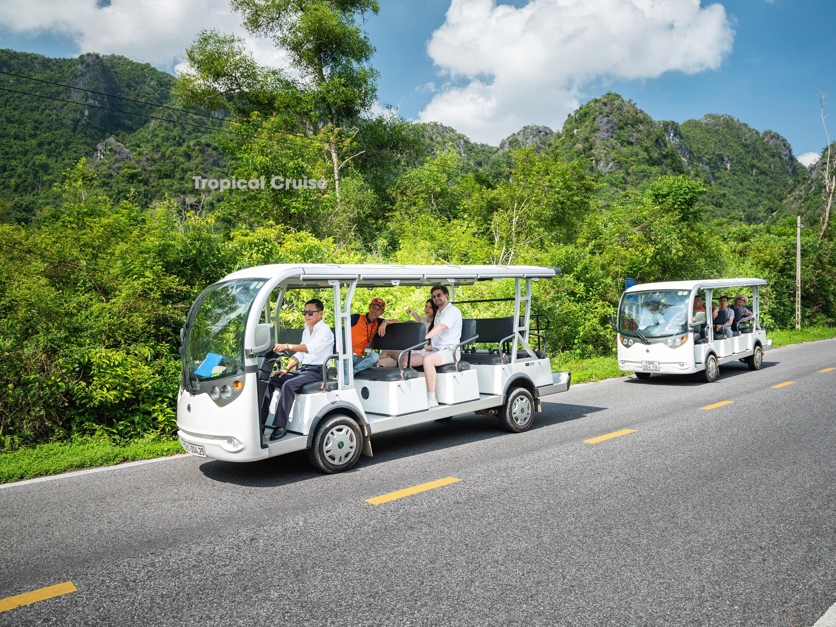 Ha Long to Lan Ha Bay Full-Day Cruise from Hanoi