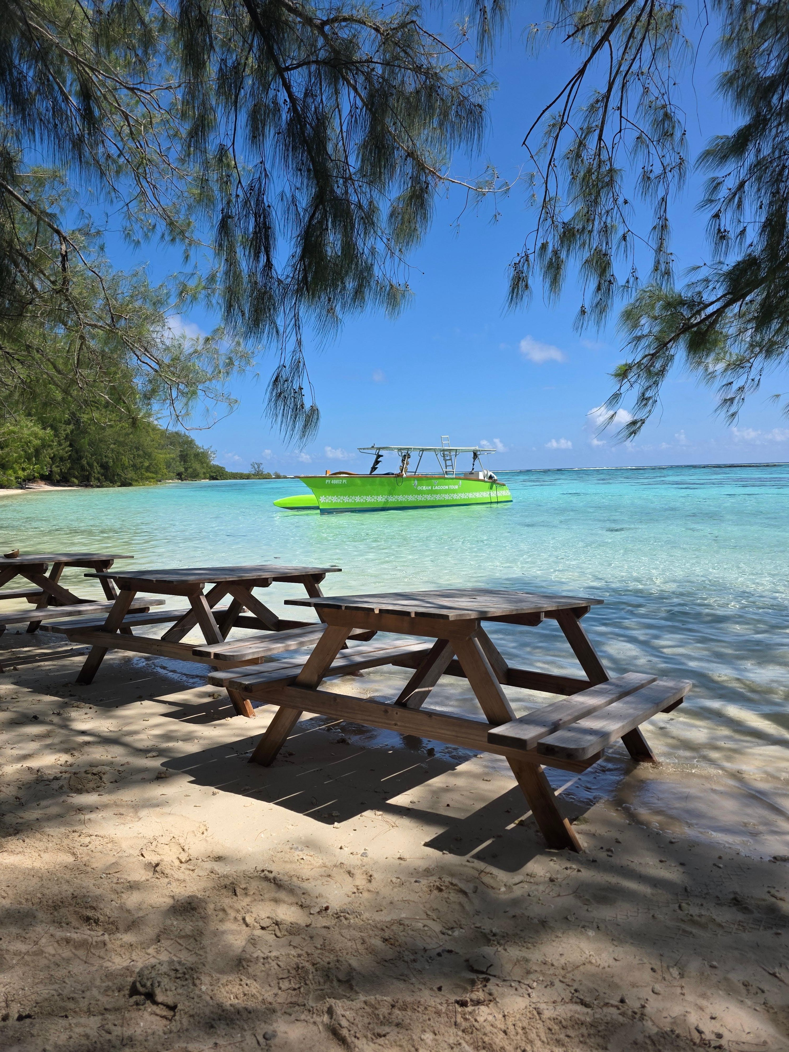 Moorea Lagoon Canoe Adventure with Snorkeling & BBQ