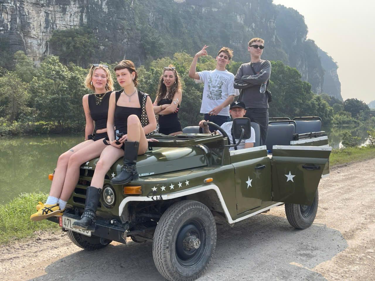 Ninh Binh Private Army Jeep: Trang An, Mua Cave & Bich Dong