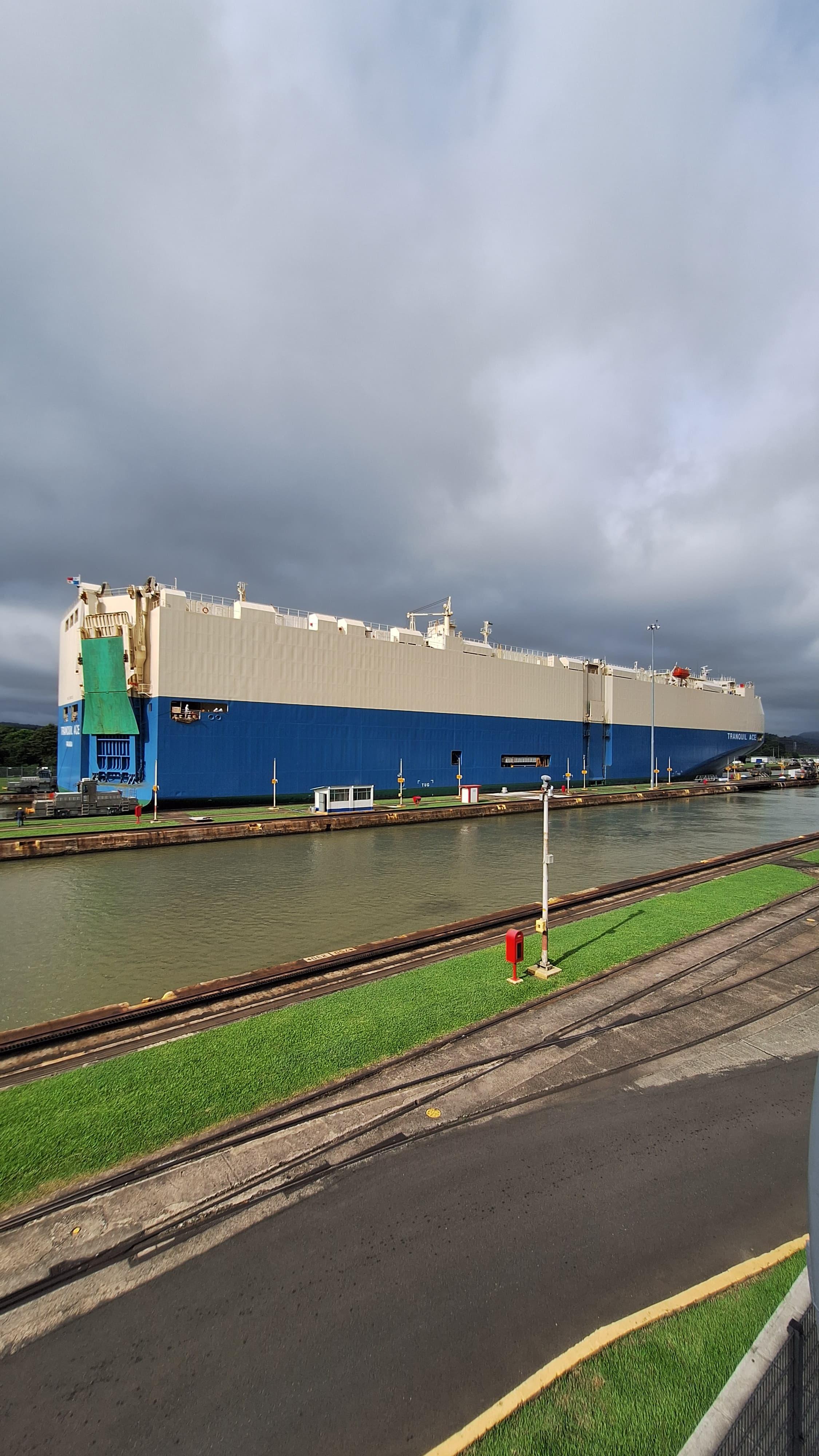 Full Day Panama Canal Coast-to-Coast Private Excursion