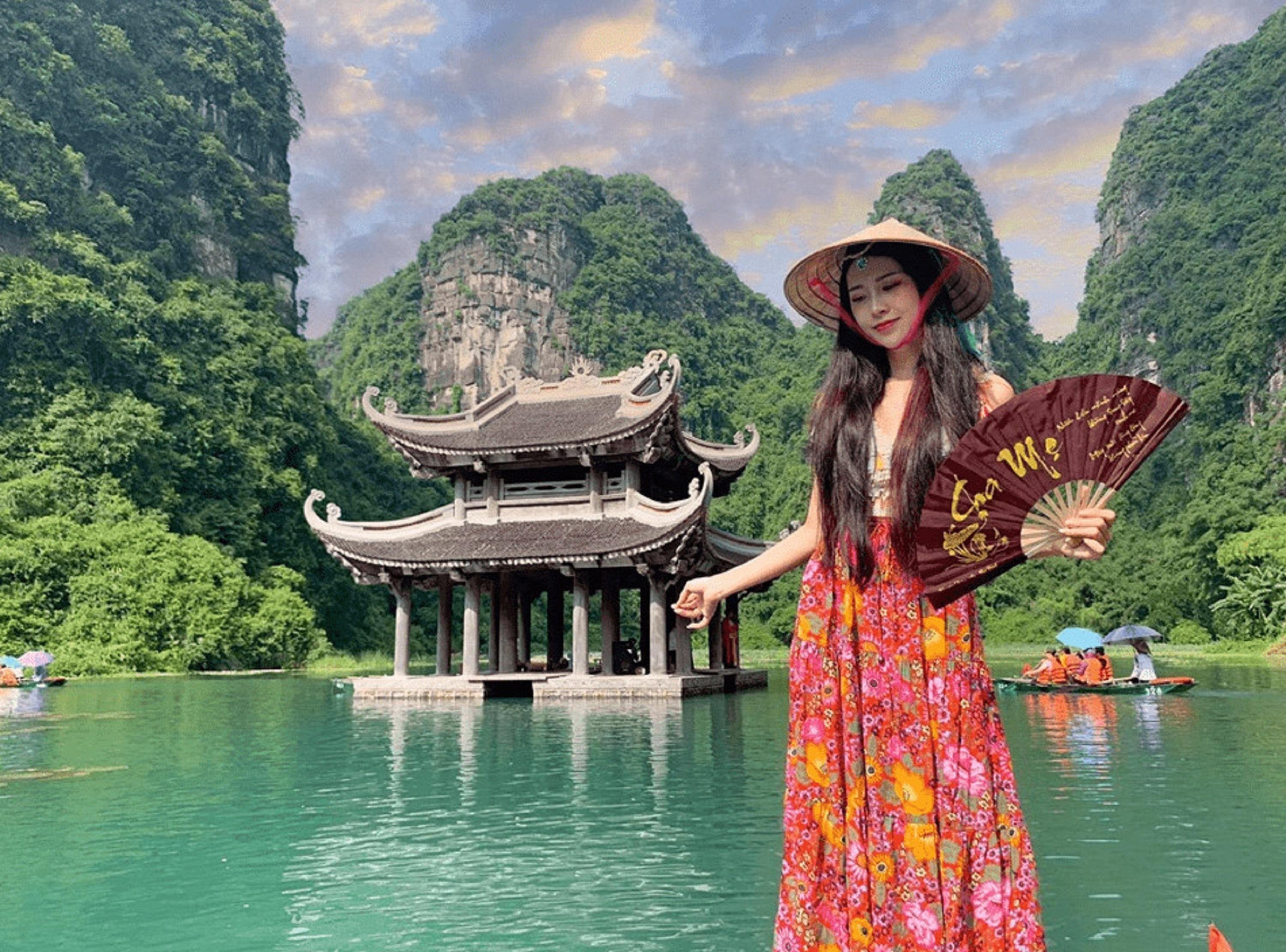 Ninh Binh Full-Day Tour: Hoa Lu, Bai Dinh, Trang An & Mua Cave