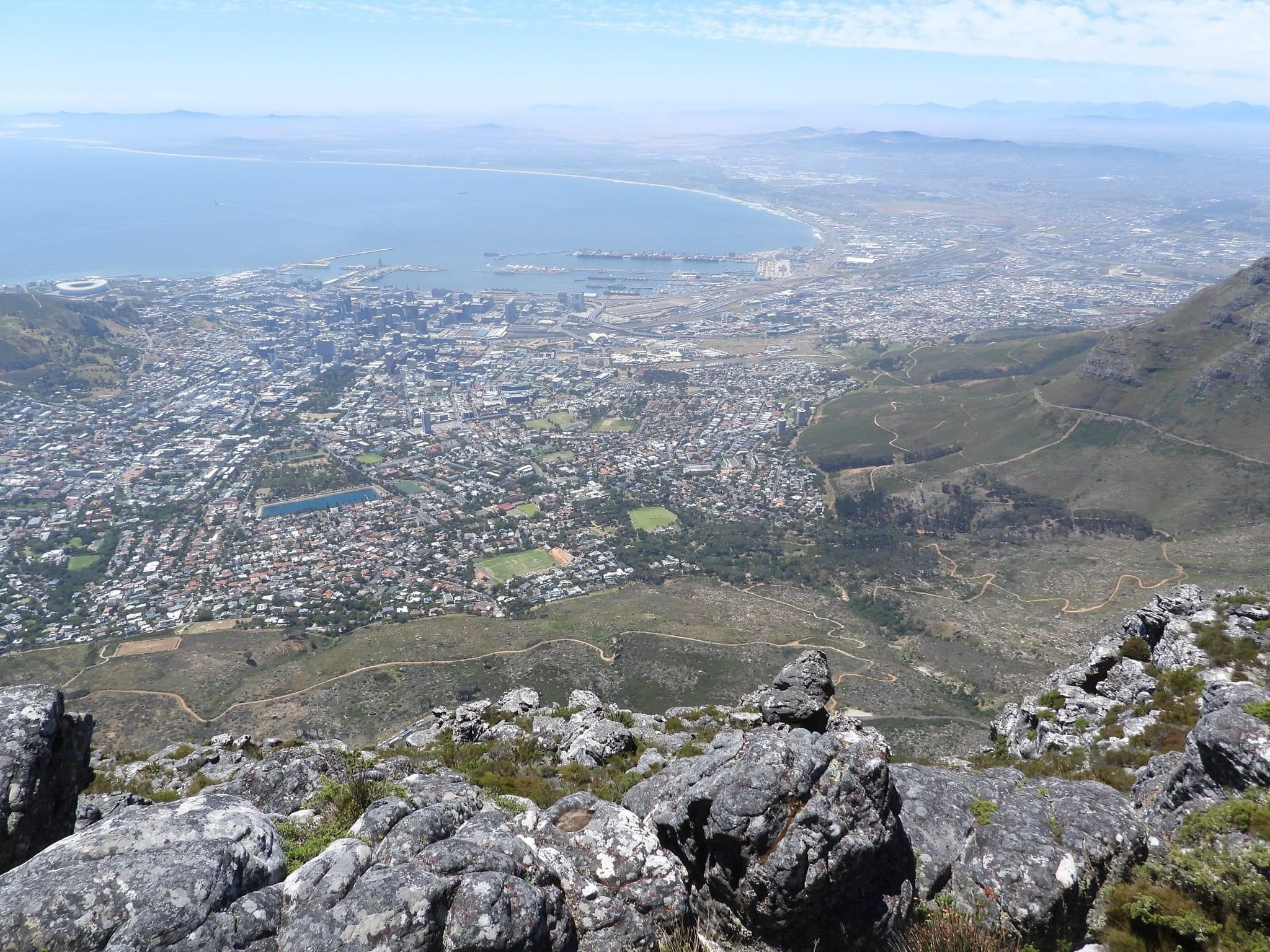 Cape Town Highlights: Table Mountain & Boulders Beach Full-Day Tour