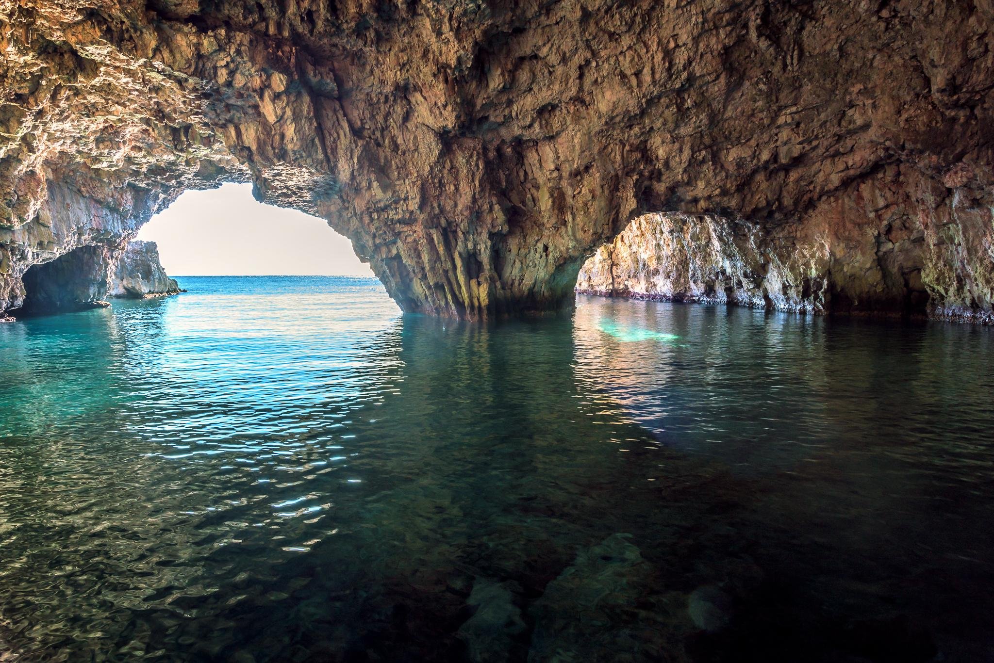 Hvar 5-Island Speedboat Adventure: Blue & Green Caves